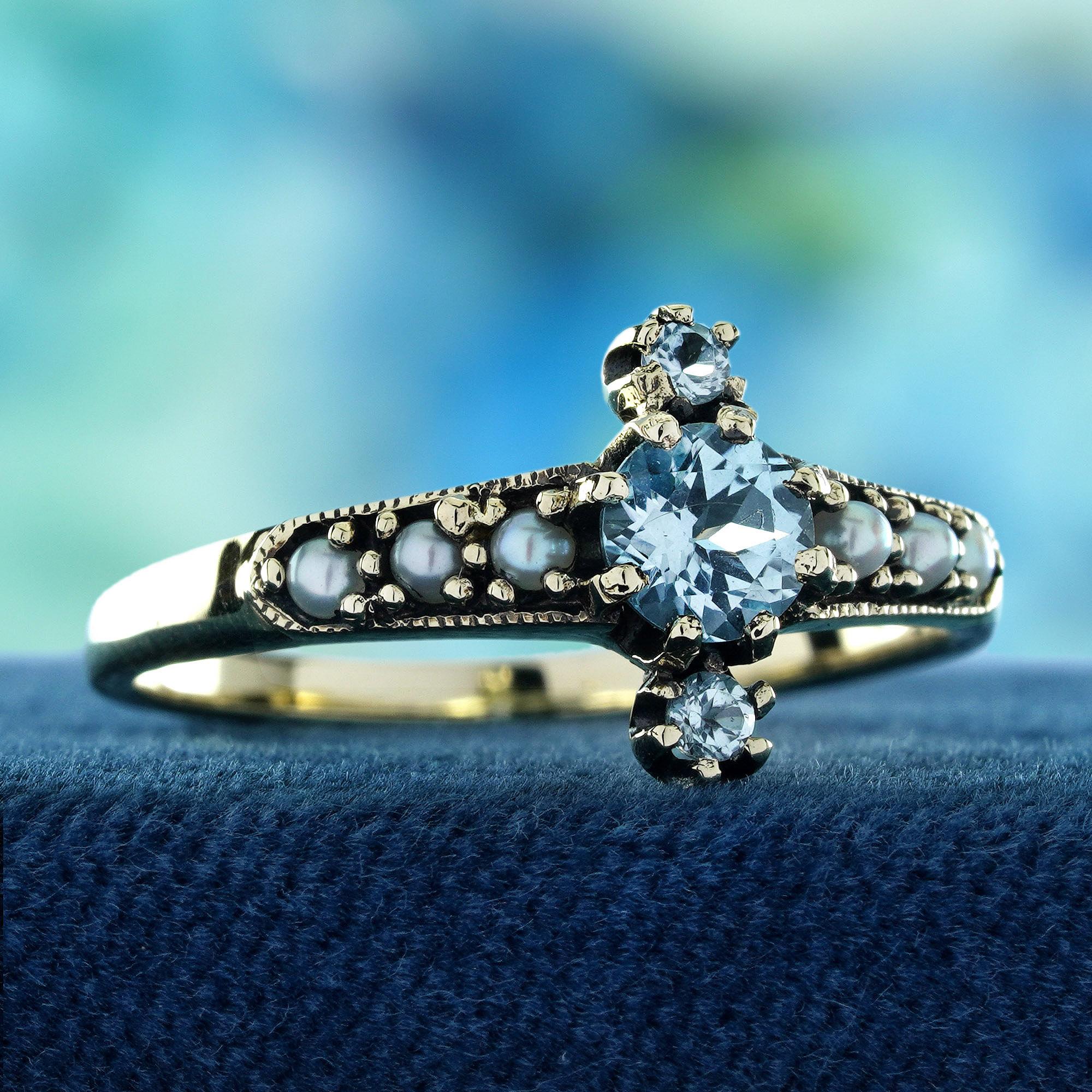 Édouardien Bague de style vintage en or jaune 9K, topaze bleue et perle en vente