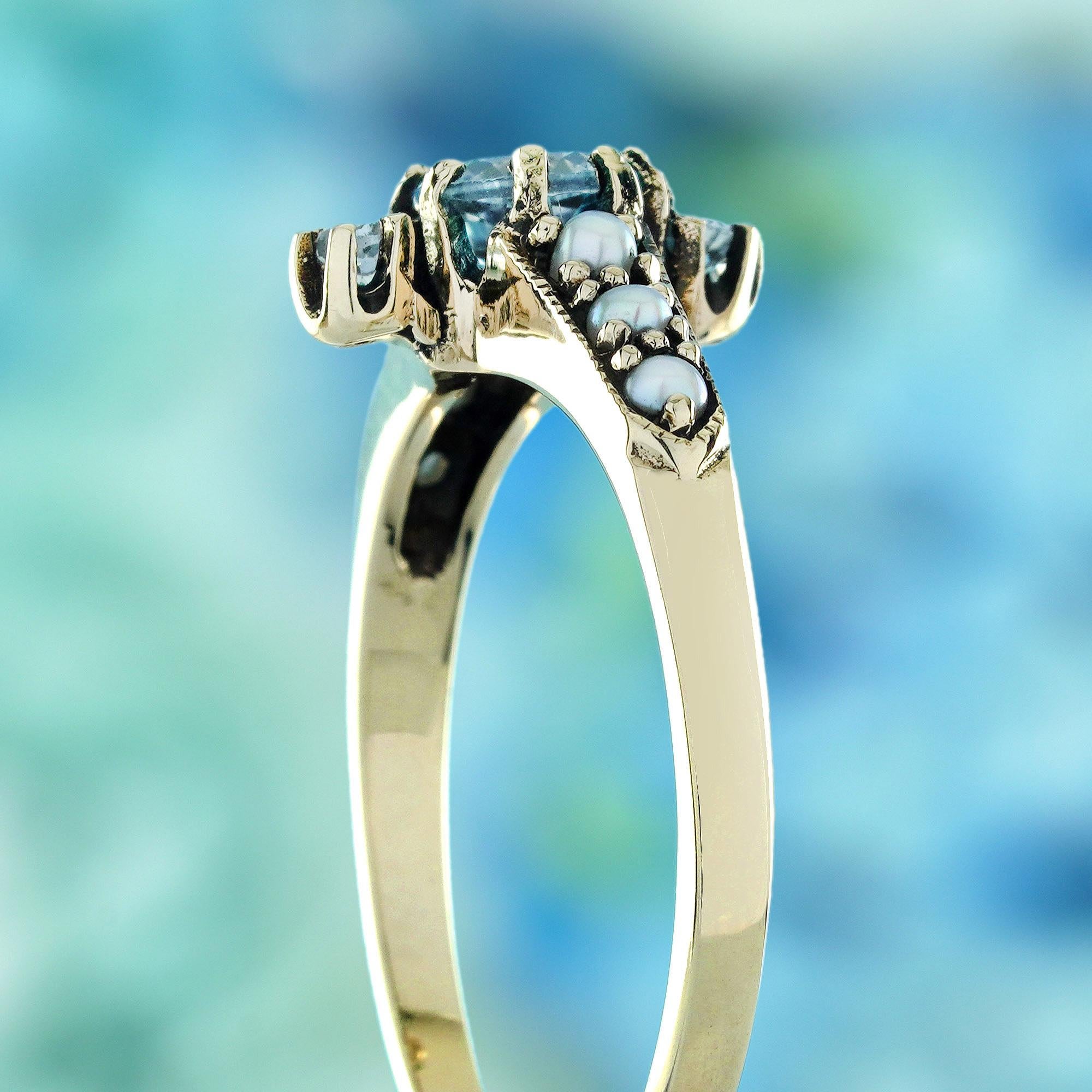 Bague de style vintage en or jaune 9K, topaze bleue et perle Pour femmes en vente
