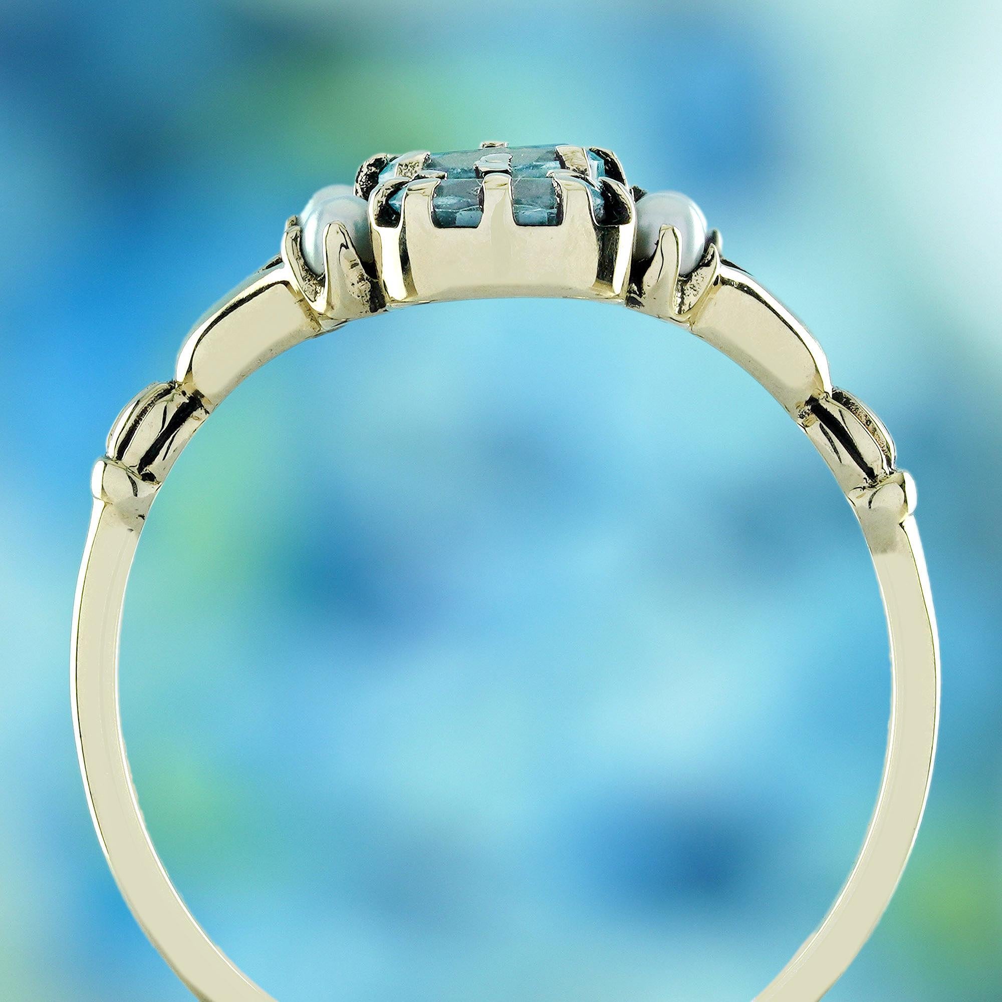 Blue Topaz and Pearl Vintage Style Three Stones Ring in Solid 9K Yellow In New Condition For Sale In Bangkok, TH