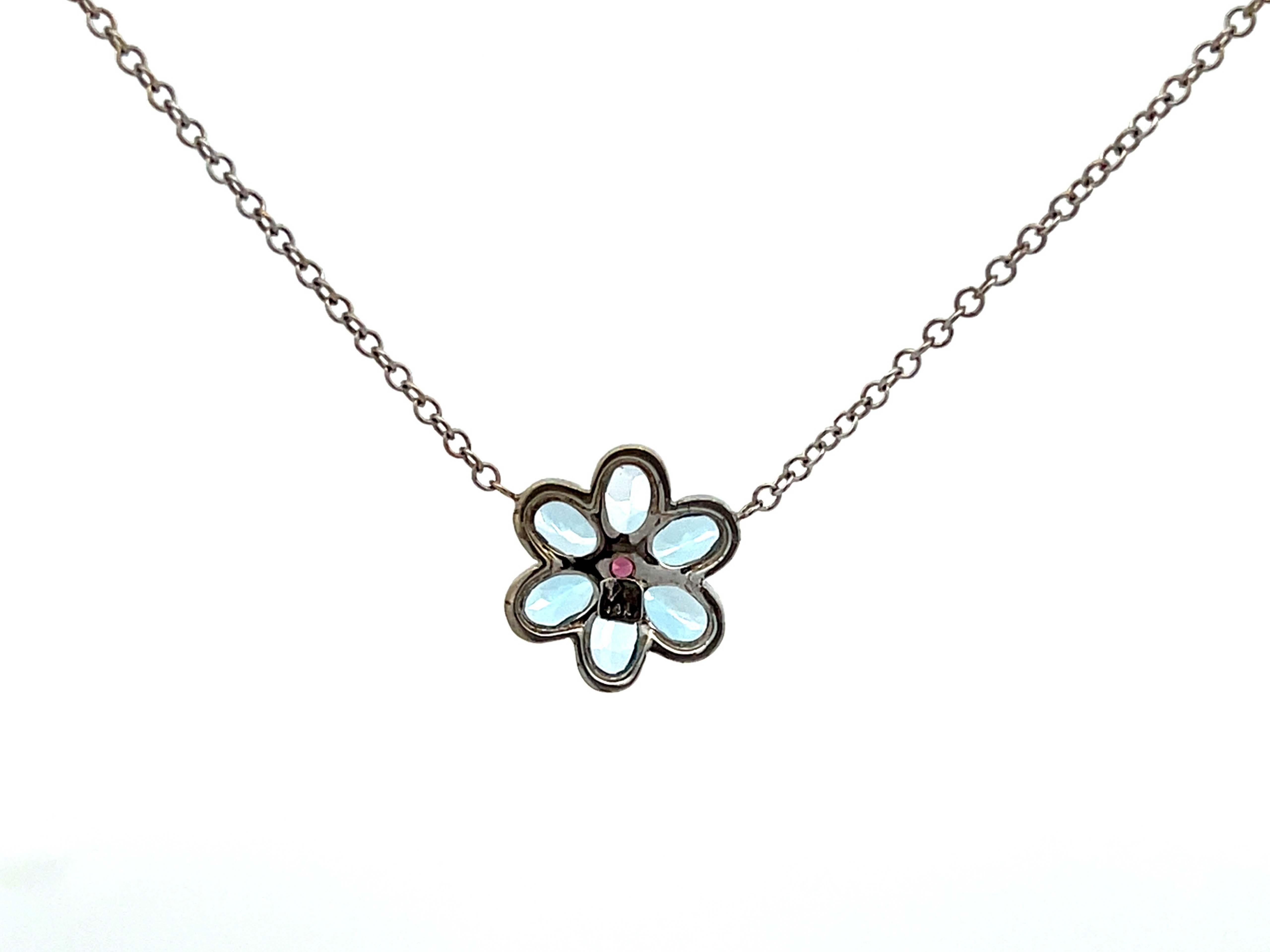Blue Topaz and Pink Tourmaline Flower Necklace in 14k White Gold In Excellent Condition For Sale In Honolulu, HI