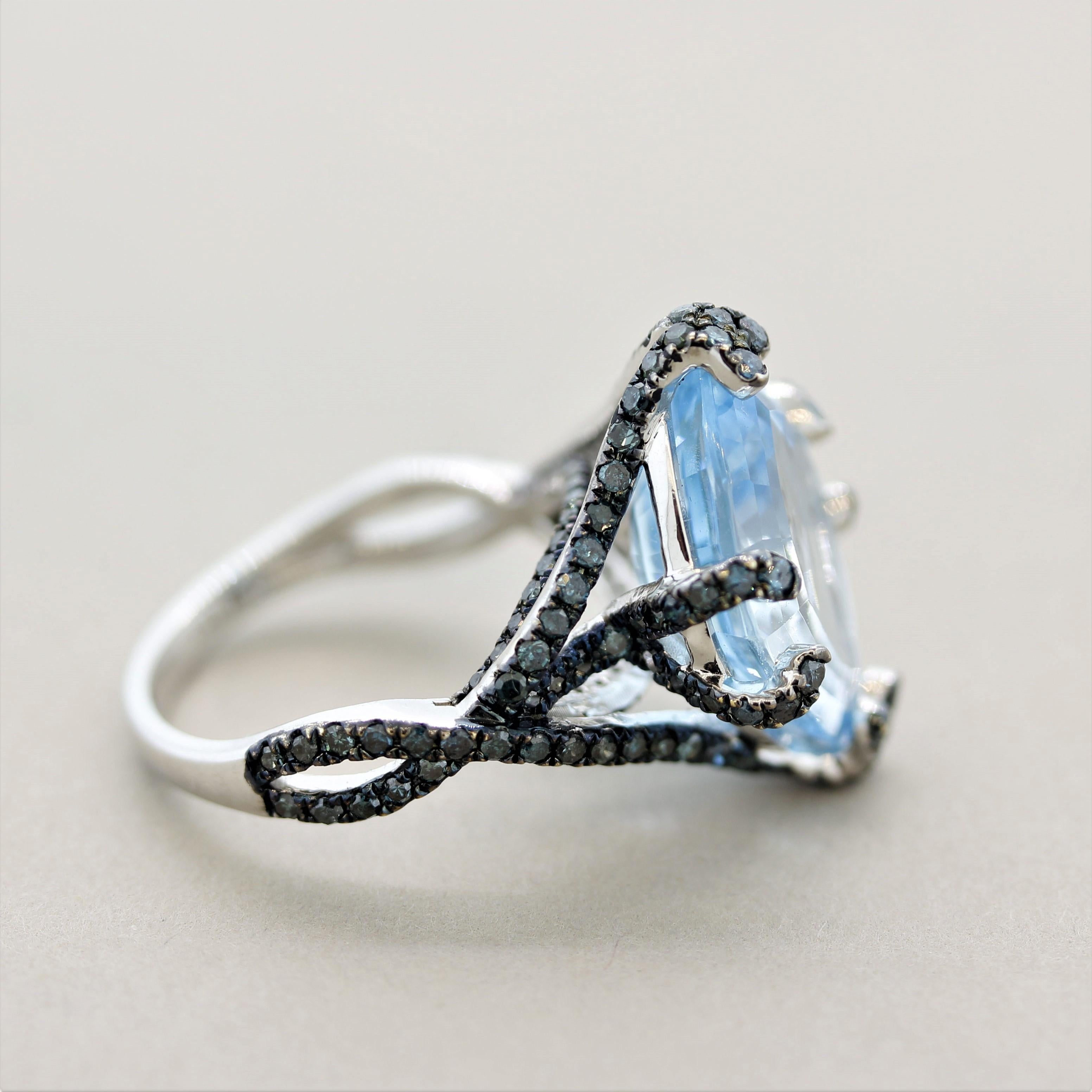 Blue Topaz & Blue Diamond Gold Ring In New Condition In Beverly Hills, CA