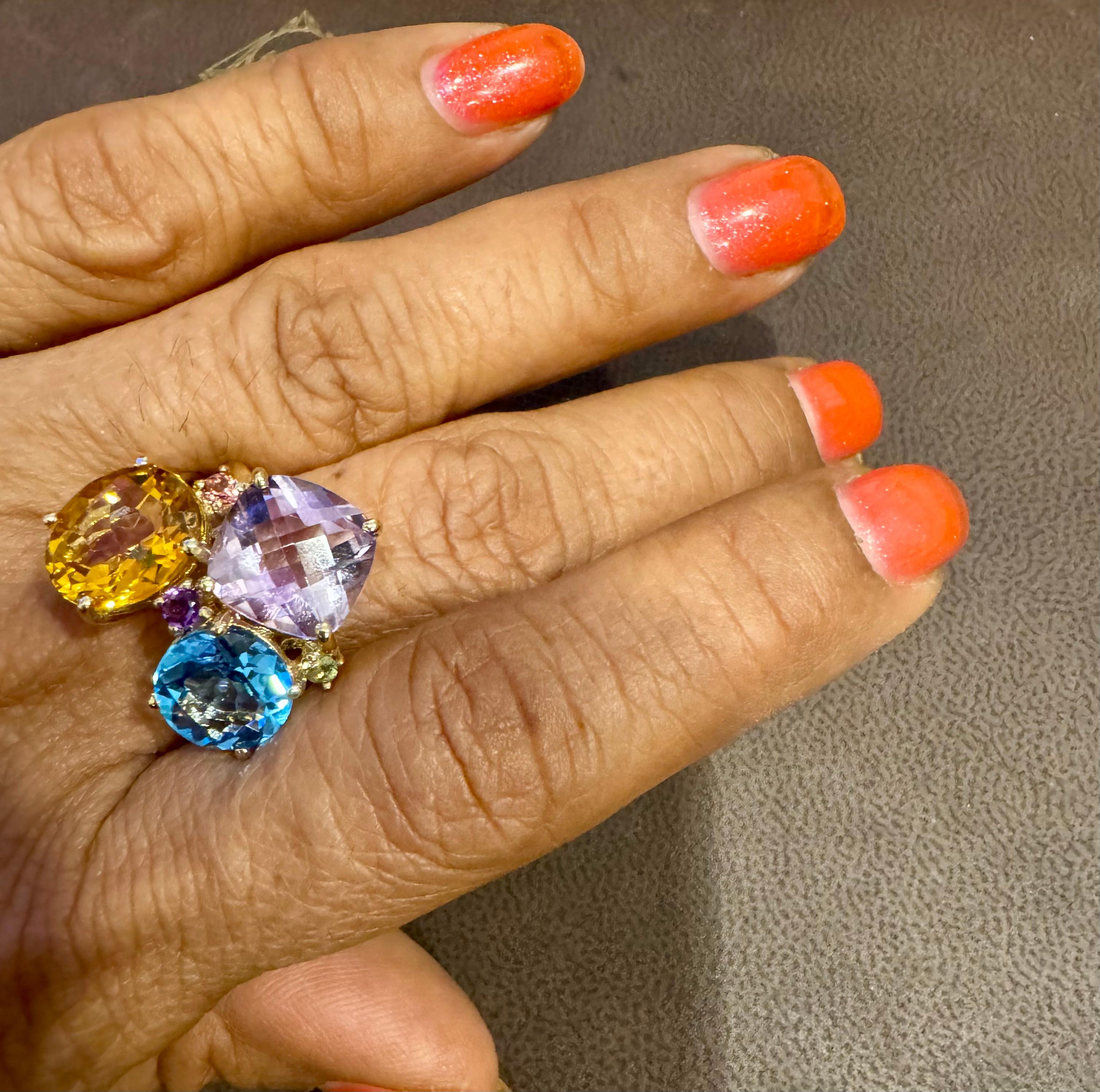 Taille ovale Topaze bleue, citrine, améthyste rose  Bague cocktail Estate S7 en or jaune 14 carats en vente
