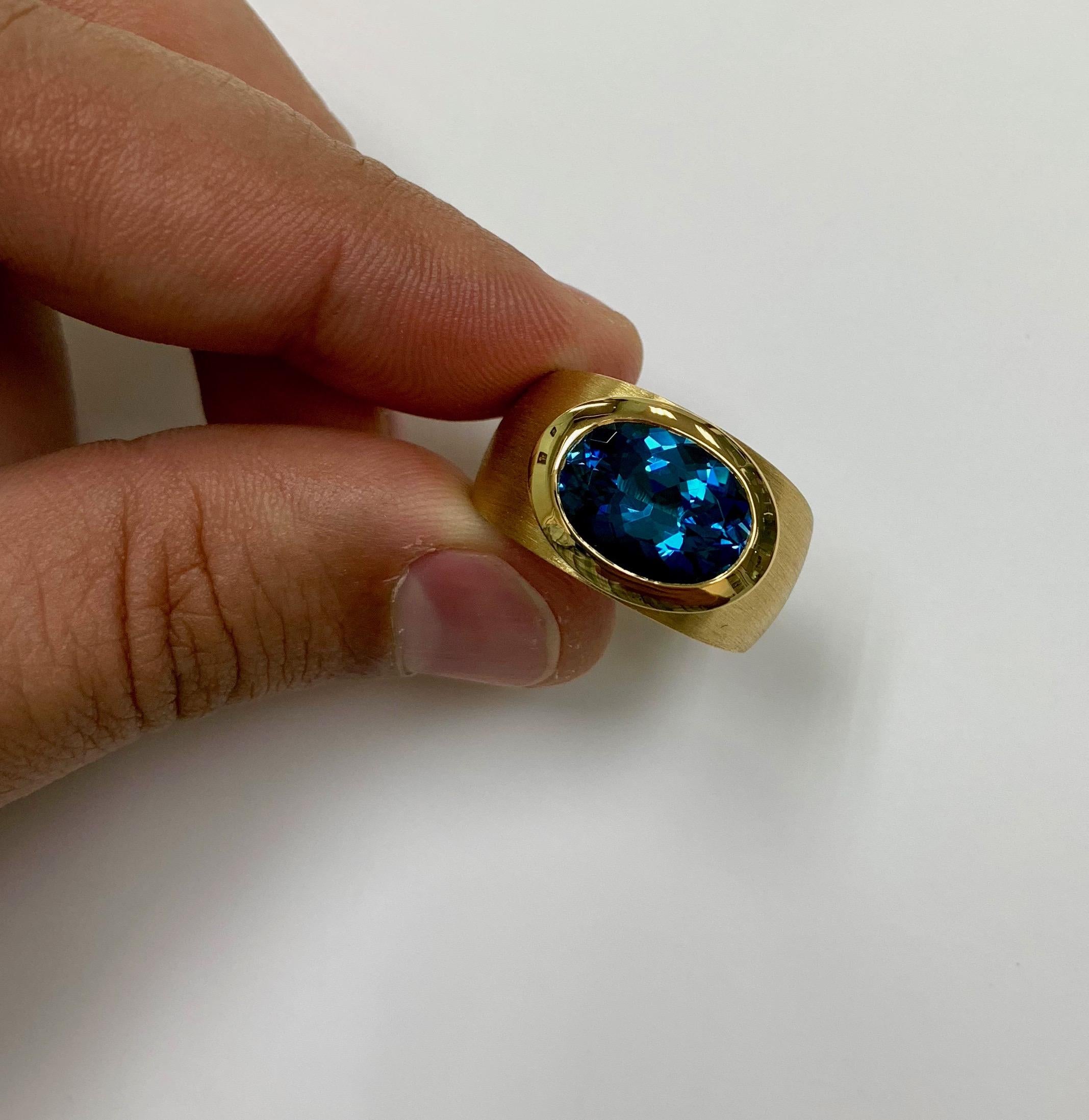 Blue Topaz Colored Enamel 18 Karat Yellow Gold Ring Earrings Bangle Suite 8