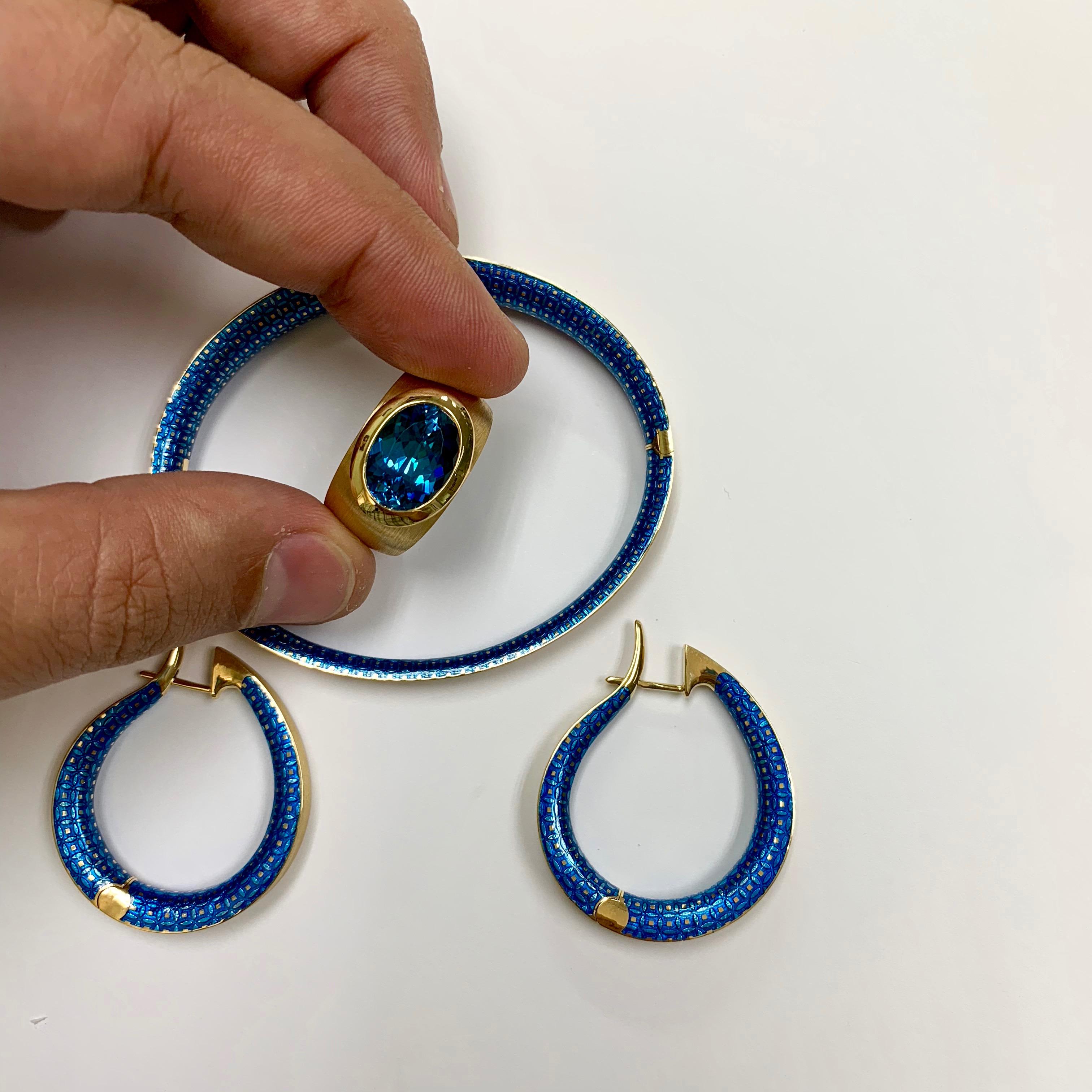 Blue Topaz Colored Enamel 18 Karat Yellow Gold Ring Earrings Bangle Suite

Please take a look at one of our trade mark texture in Kaleidoscope Collection - 