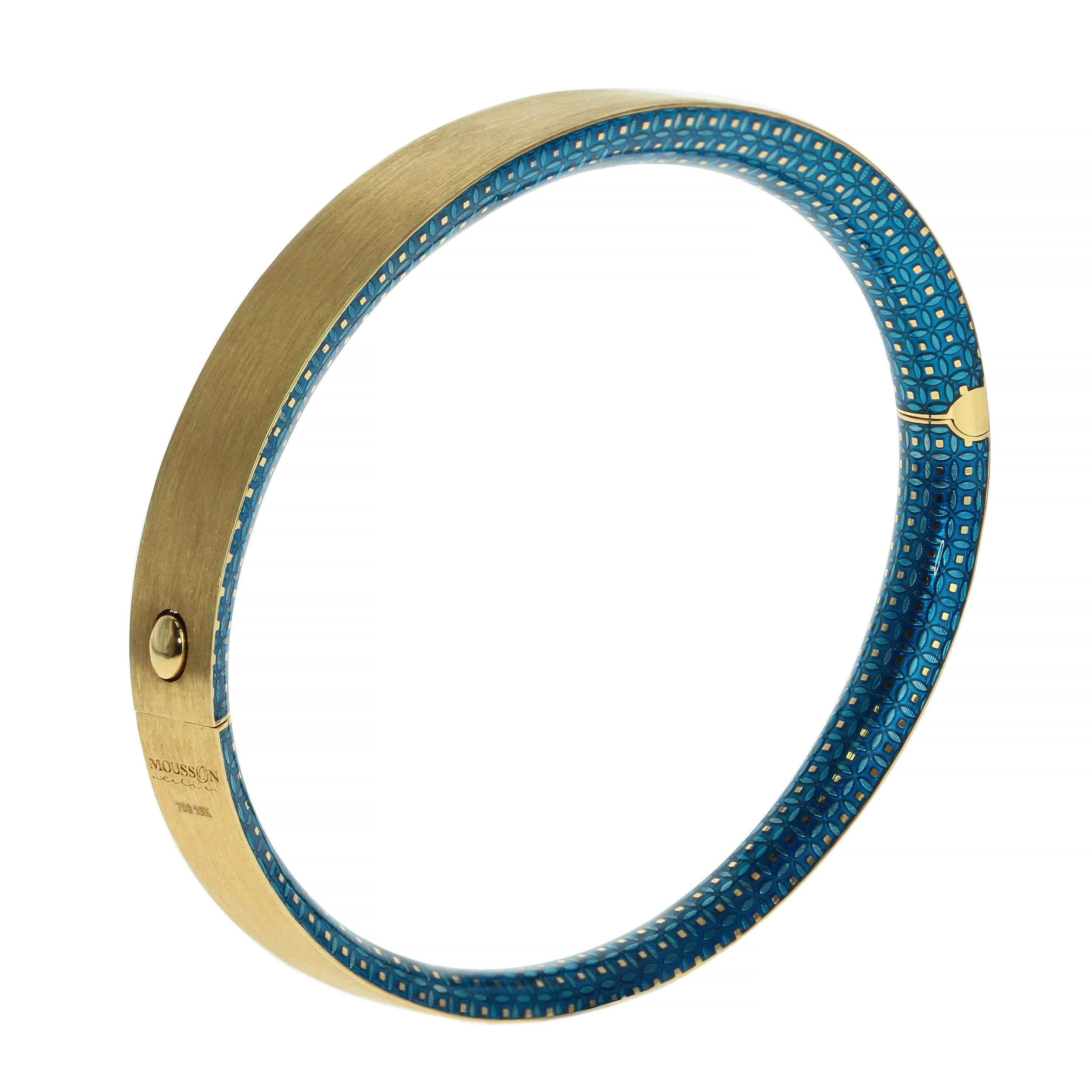 Blauer Topas farbige Emaille 18 Karat Gelbgold Ring Ohrringe Armreif Suite (Zeitgenössisch) im Angebot