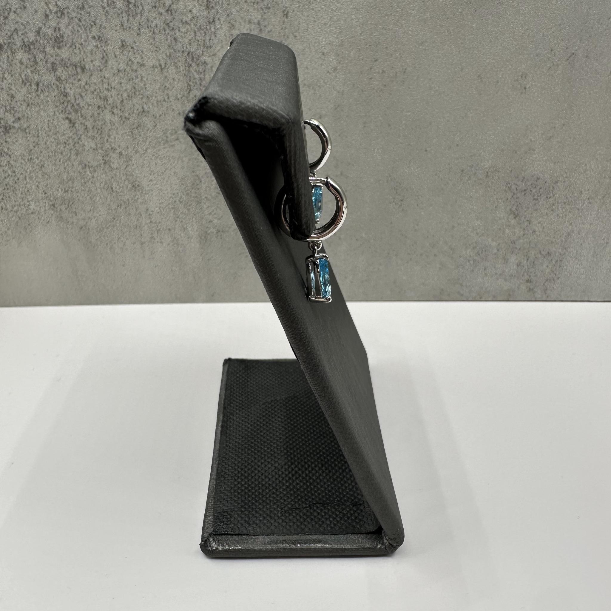 Taille poire Boucles d'oreilles pendantes en argent - 8x6mm poire, 3g, New en vente