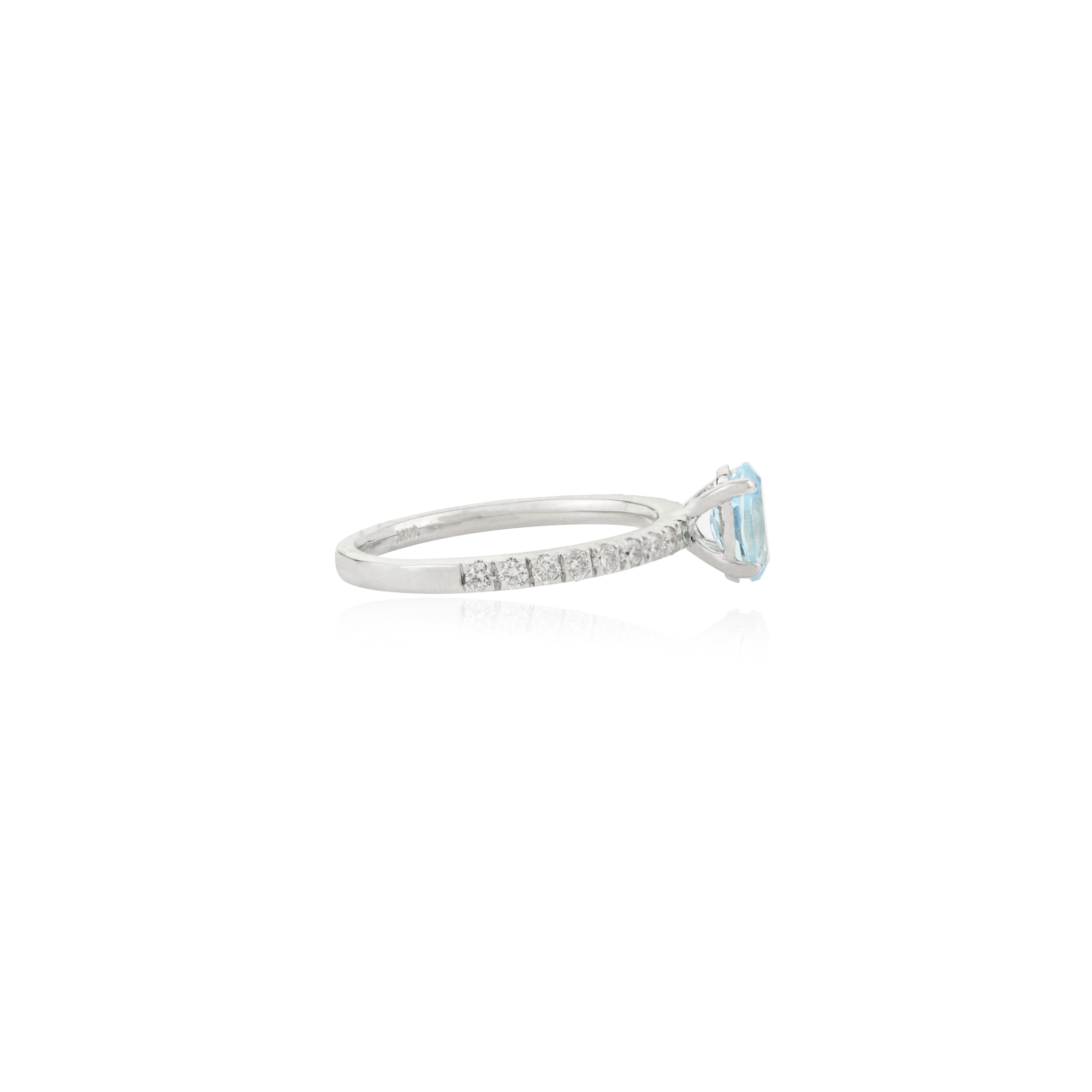 Im Angebot: Verlobungsring aus 14k massivem Weißgold mit blauem Topas und Diamant Perfektes Geschenk für Mutter () 7