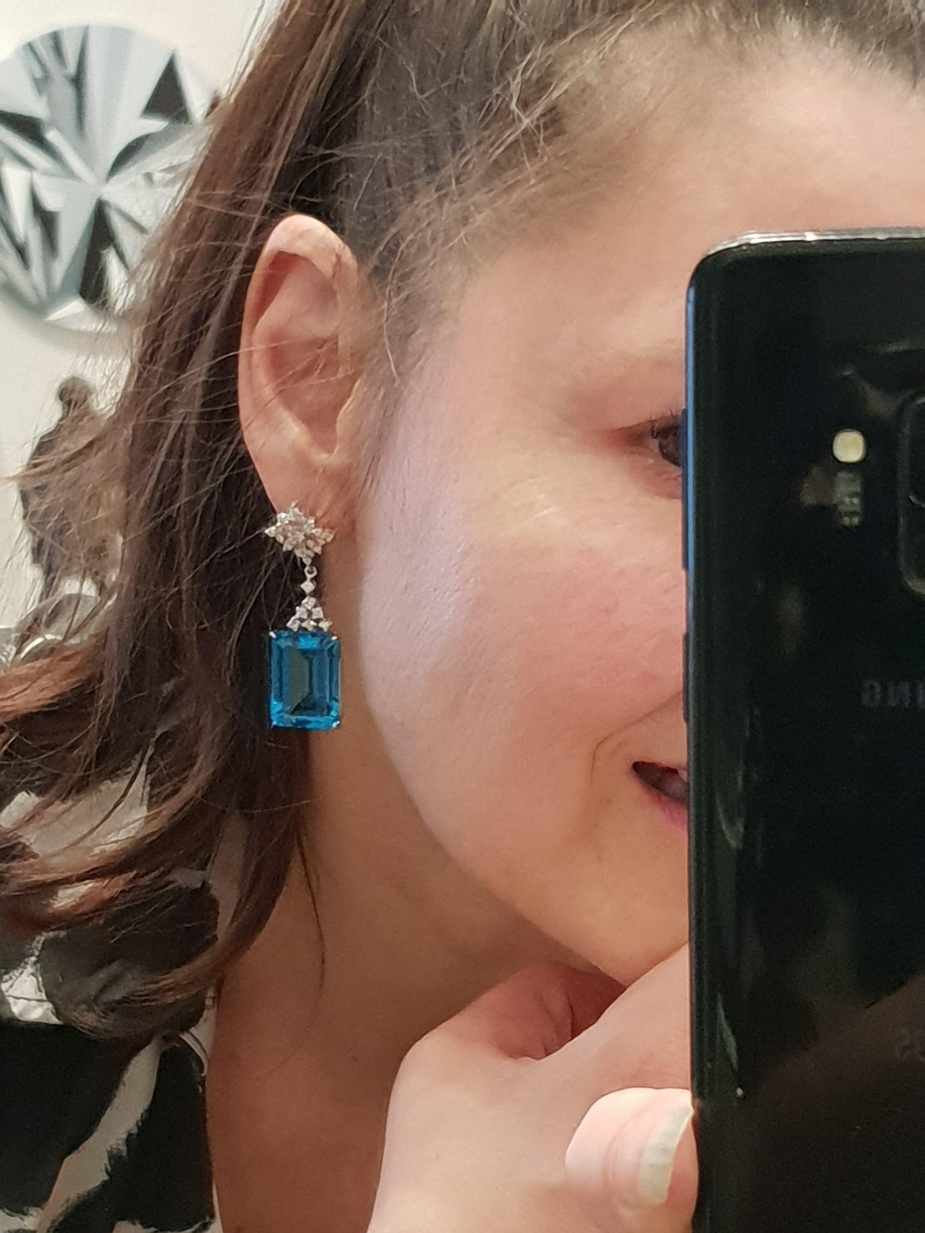 Blauer Topas Diamant Gold-Tropfen-Ohrringe im Angebot 4