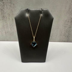 Collier Topaze Bleue Diamant Or Jaune 10K 7.85mm 0.04ctw
