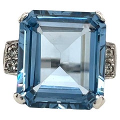 Blauer Topas & Diamant Ring aus Platin