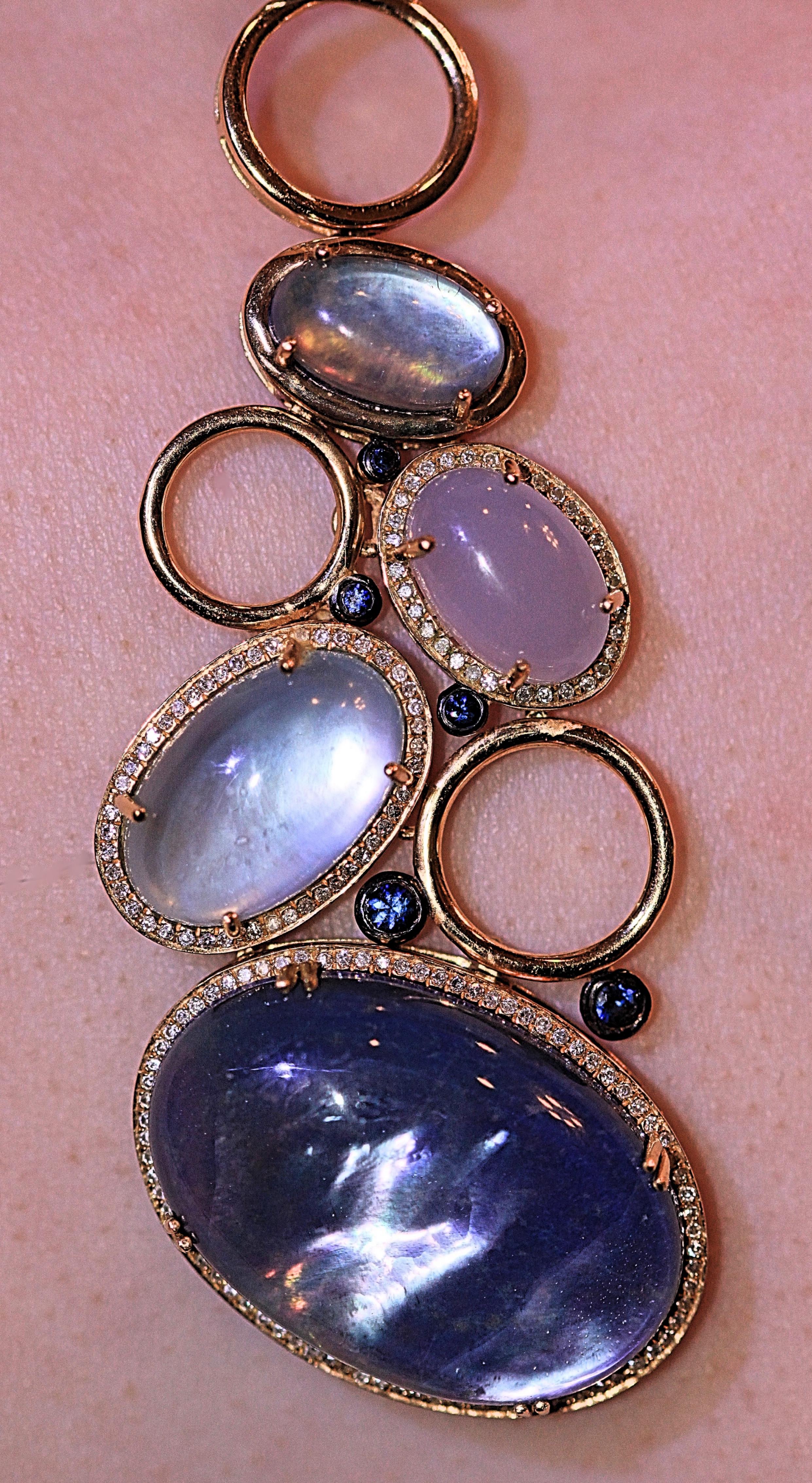 Blue Topaz Diamond Sapphire Pendant Necklace 18 Karat Yellow Gold For Sale 3