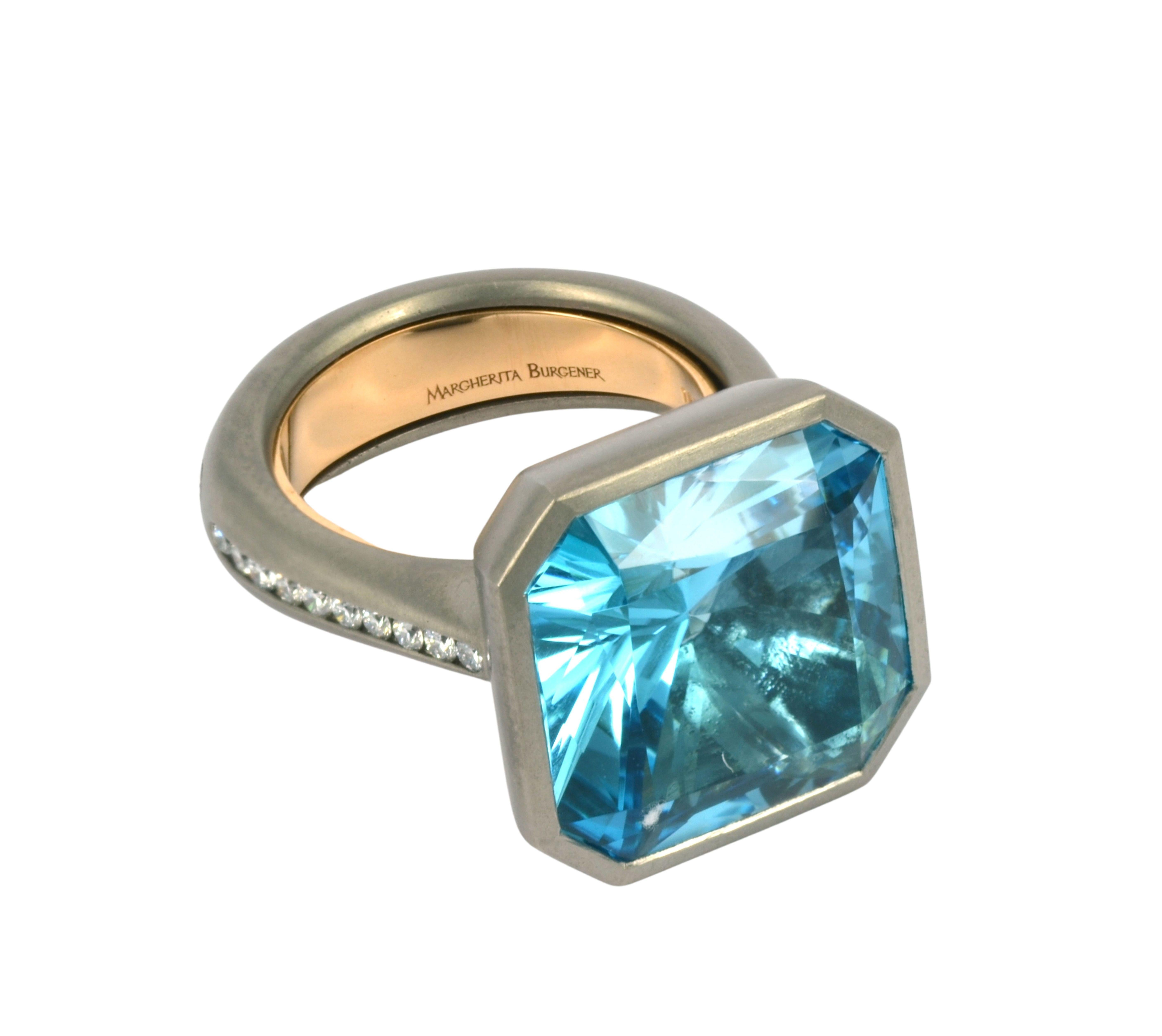 Contemporary Blue Topaz Diamonds 18 KT Rose Gold Titanium Made in Italy Ring