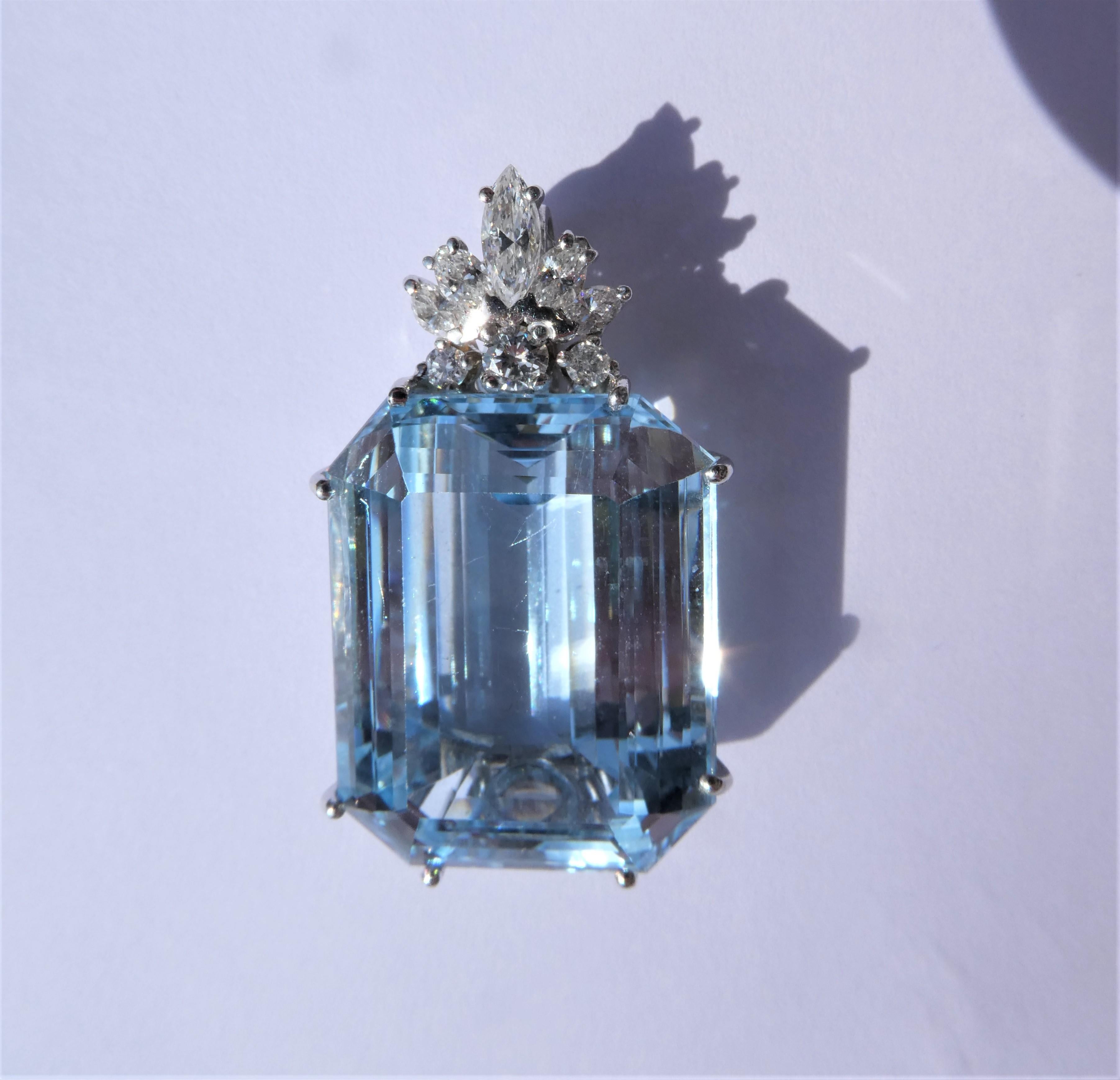 Blue Topaz Emerald Cut 18 Karat White Gold Diamonds Pendant For Sale 4