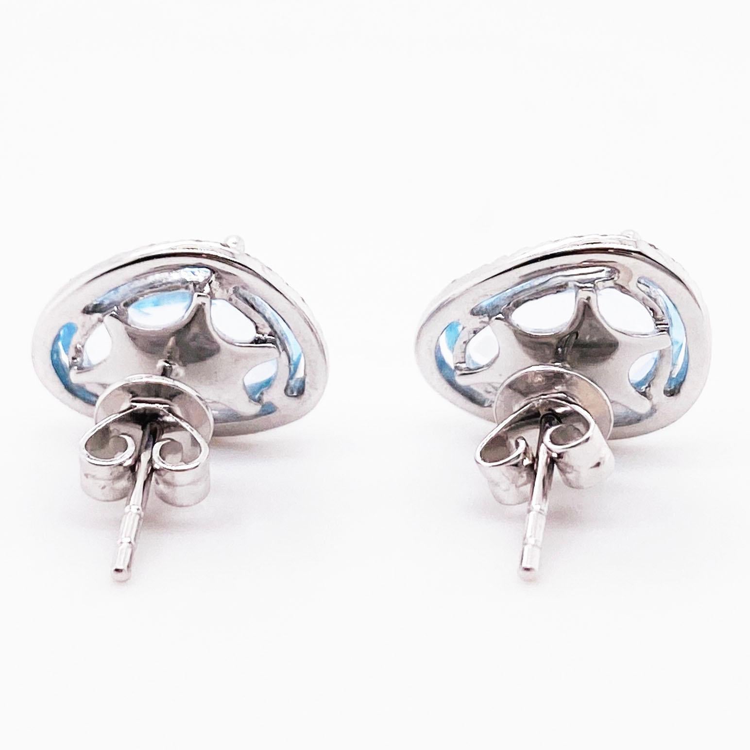 Blauer Topas Halo Ohrringe mit Diamanten Bohnenförmige organische Ohrstecker (Ovalschliff) im Angebot