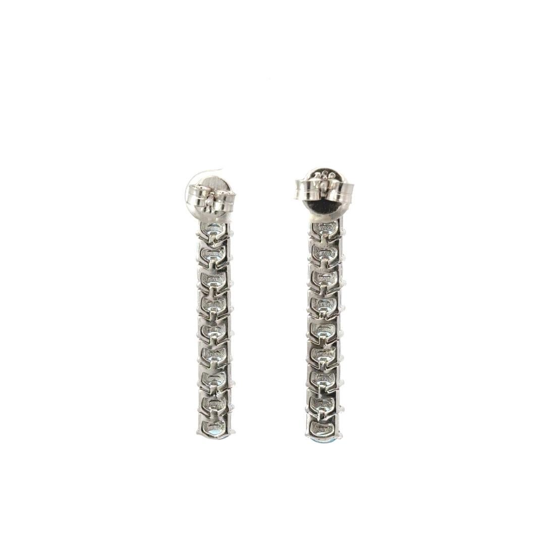 Orecchini lunghi a penzoloni di topazio blu in argento 925 per un regalo di nozze In condizioni Nuovo in vendita a New York, NY