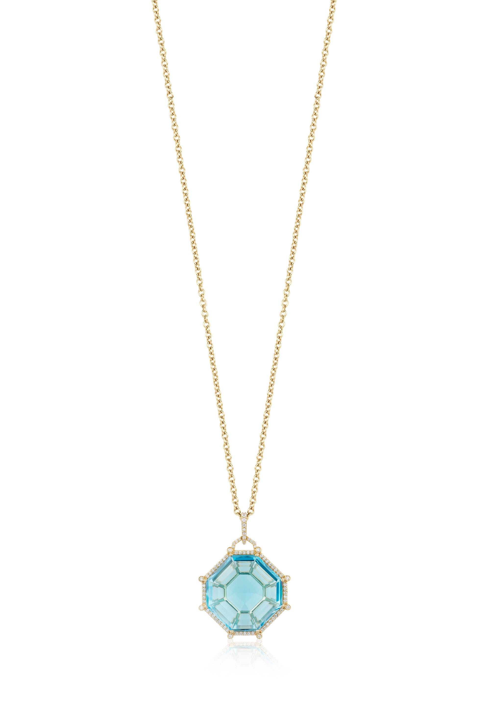 Taille émeraude Pendentif Goshwara octogonal en topaze bleue et diamants en vente