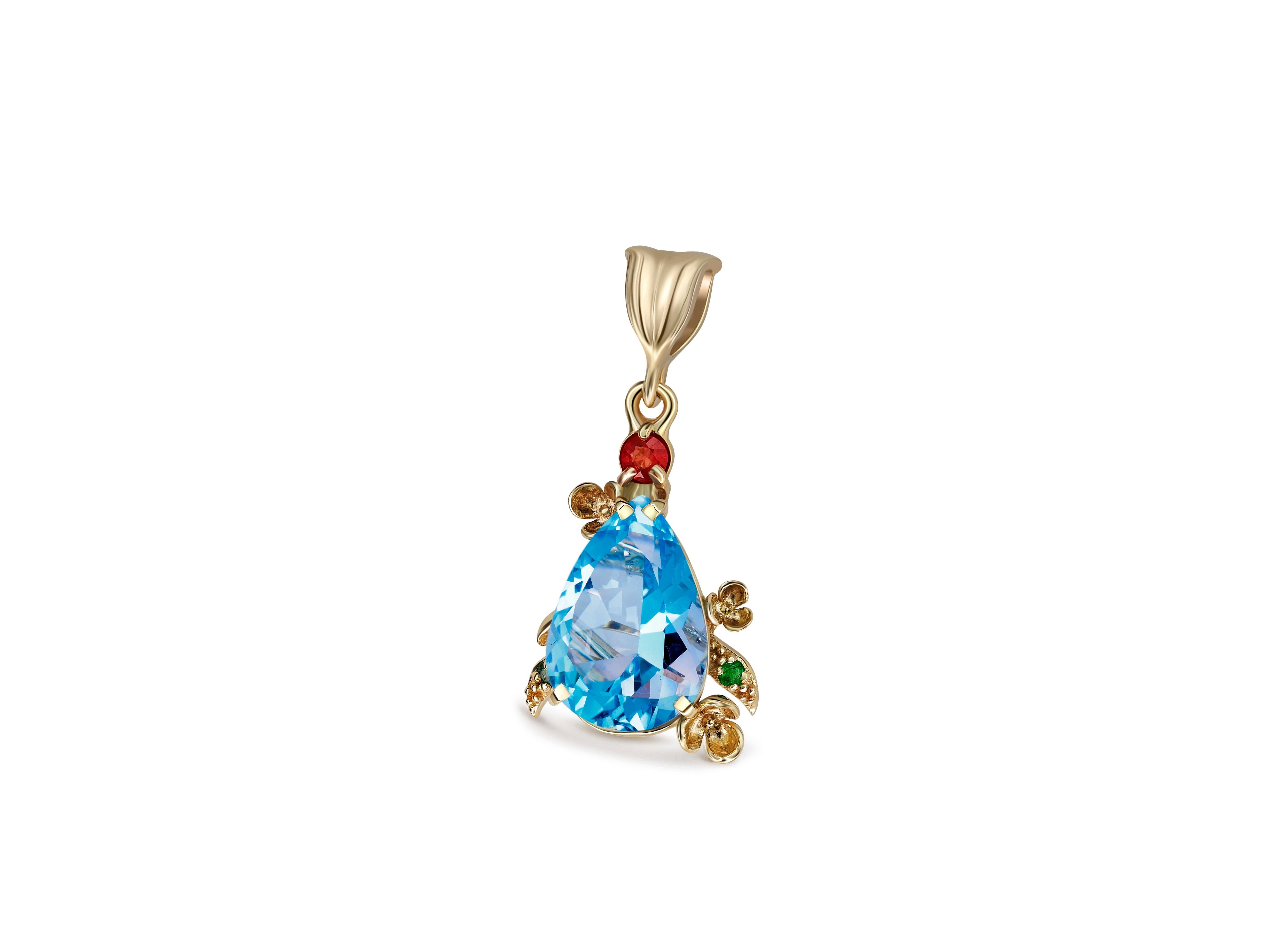 Blue topaz pendant in 14 karat gold.  In New Condition For Sale In Istanbul, TR