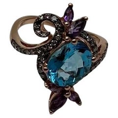 Topaze bleue Améthyste violette Diamants Fleur en or rose 14K Bague de déclaration