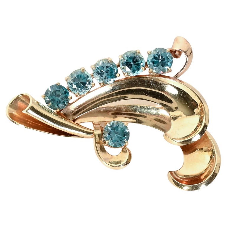 Blue Topaz Retro Brooch For Sale at 1stDibs