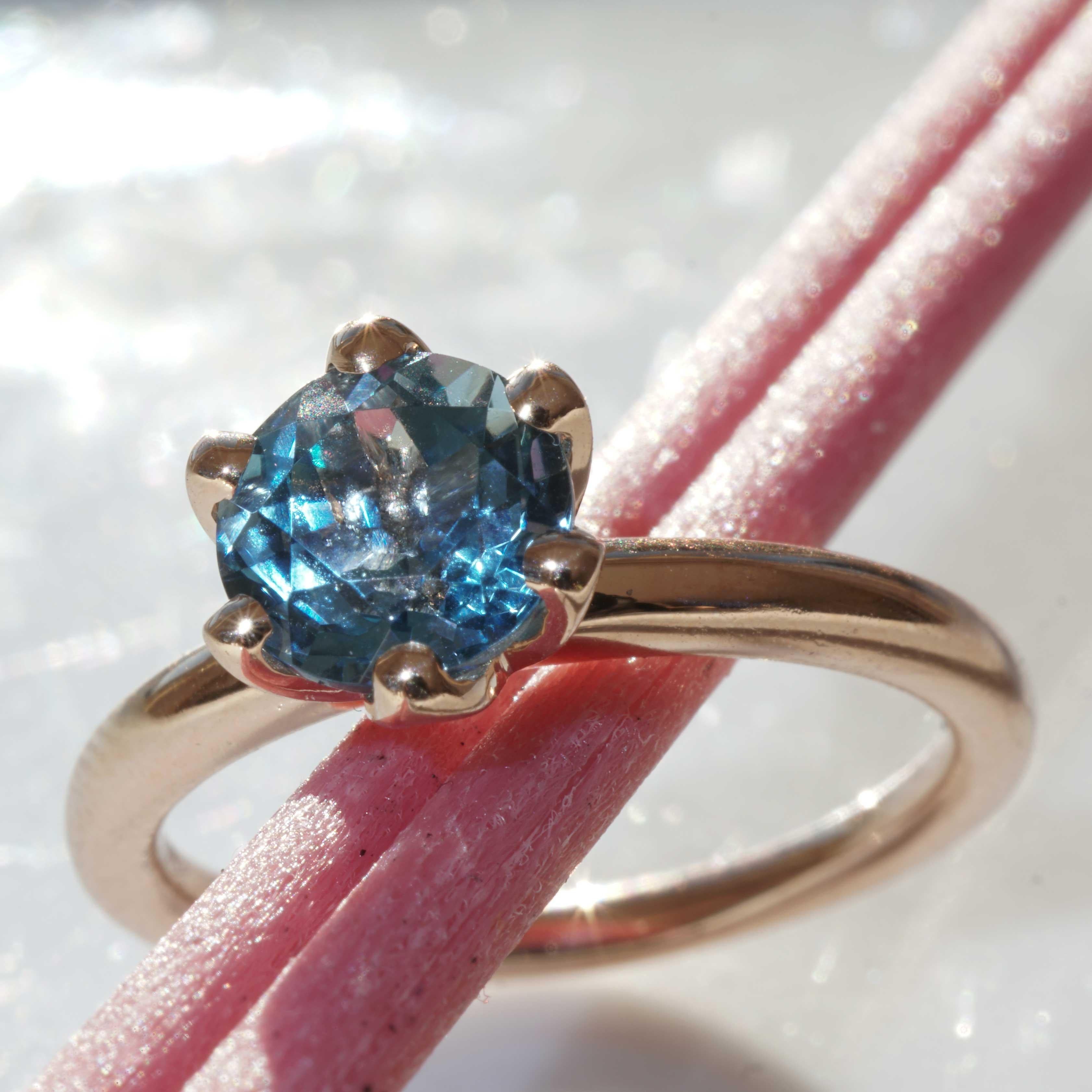 Blue Topaz Ring made in Valenza  finest Goldsmith´s Work Bestseller Combination For Sale 1