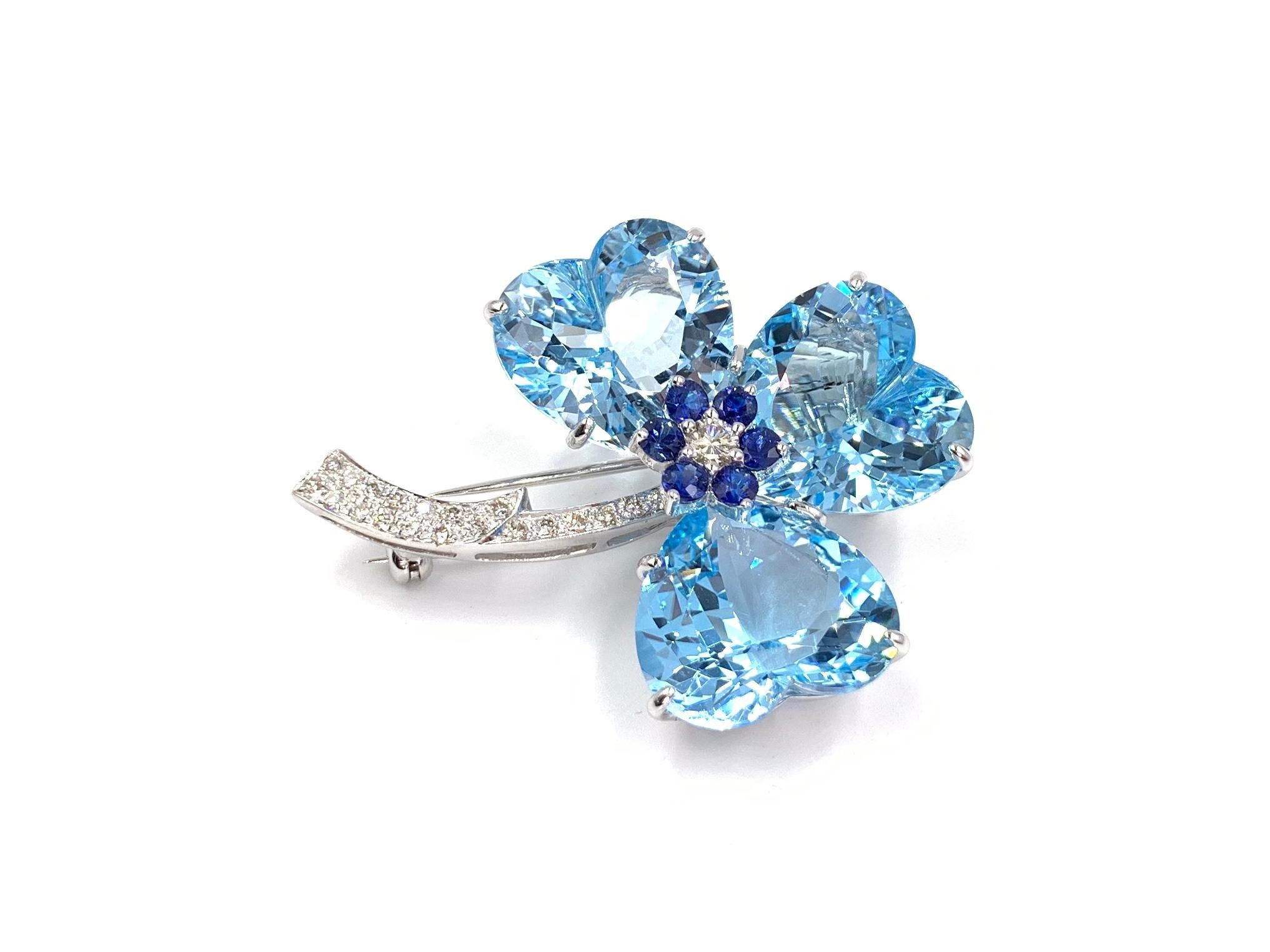 Contemporary Blue Topaz, Sapphire and Diamond 18 Karat White Gold Clover Brooch For Sale