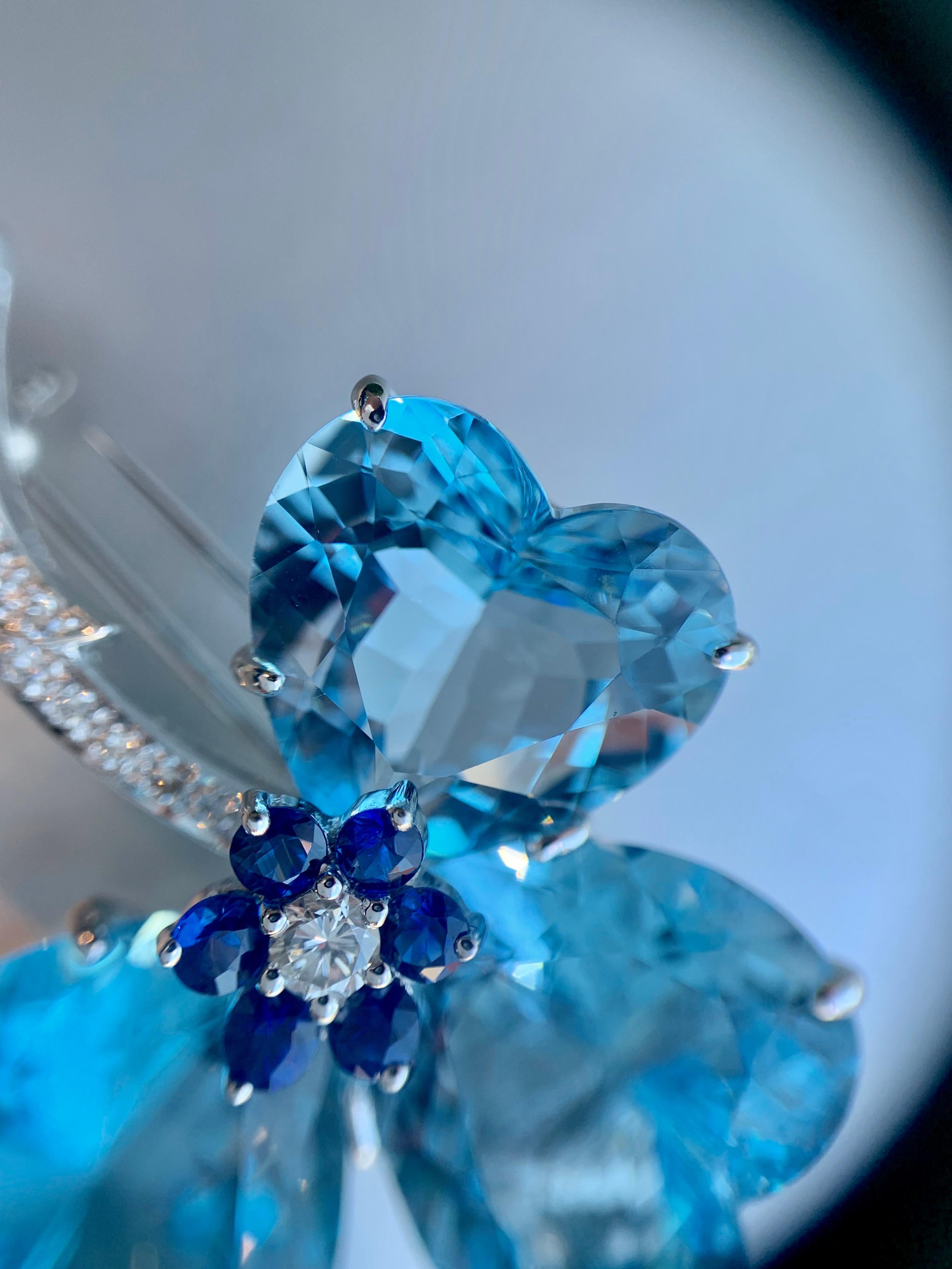 Blue Topaz, Sapphire and Diamond 18 Karat White Gold Clover Brooch For Sale 3