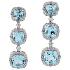 Dreifache Tropfenohrringe aus 18 Karat Gold mit blauem Topas und Tansanit und Diamant