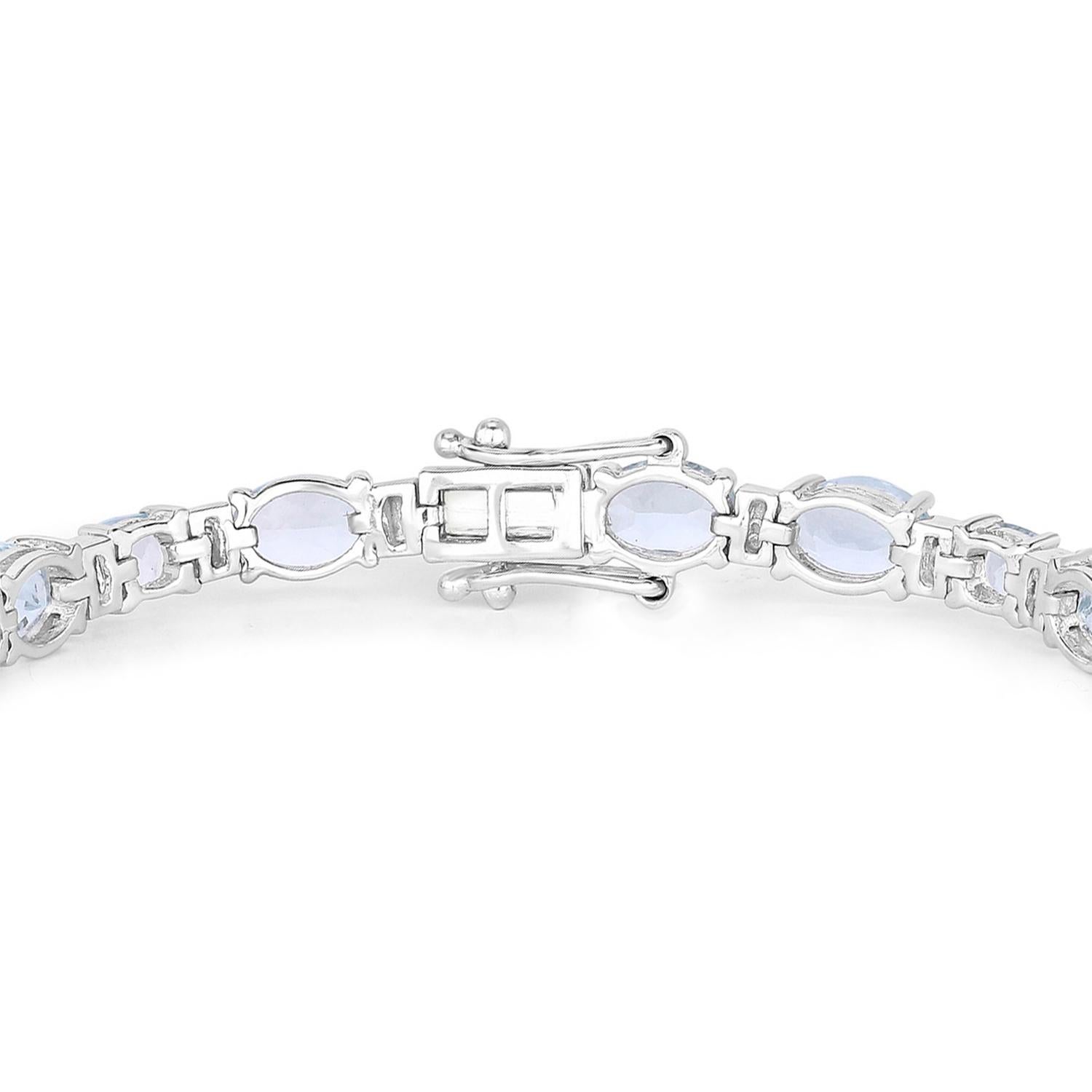 Pulsera de Tenis de Topacio Azul 15.3 Quilates Plata de Ley en Excelente estado para la venta en Punta Gorda, FL
