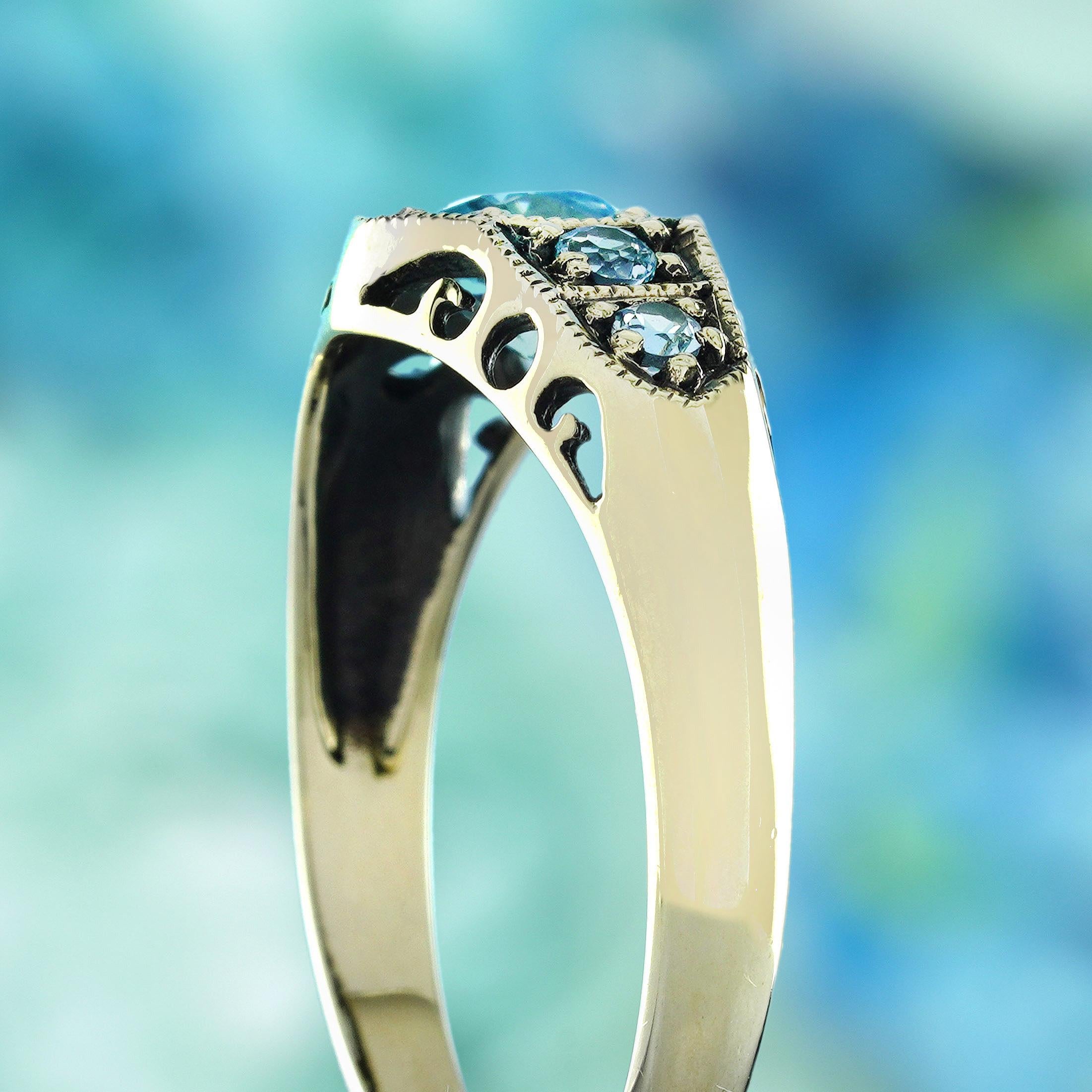 Topaze Bleue Style Vintage Cinq Pierres  Bague en or jaune 9K massif Pour femmes en vente