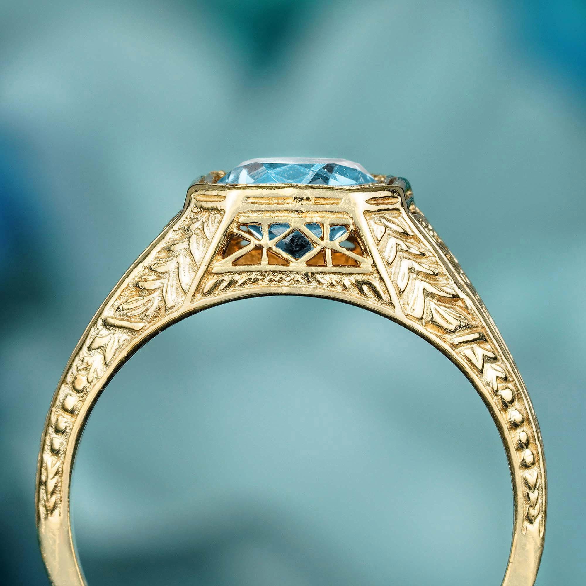 Blue Topaz Vintage Style Halo Ring in Solid 9K Yellow Gold In New Condition For Sale In Bangkok, TH
