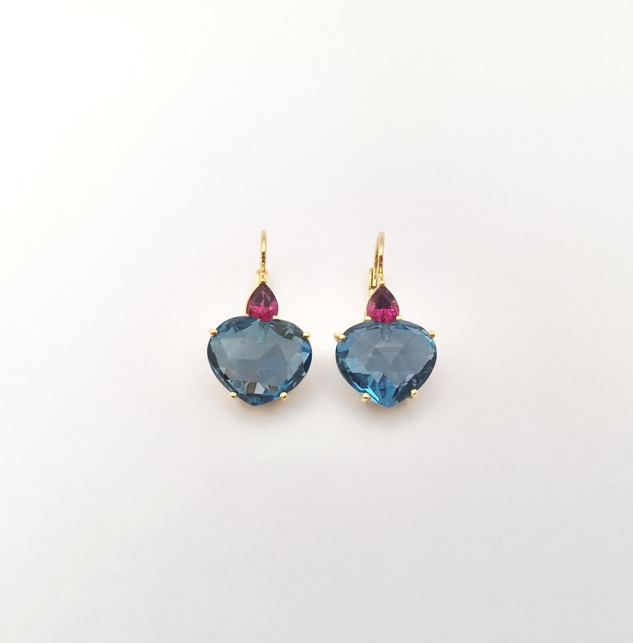 Taille cœur Boucles d'oreilles Topaze bleue et Améthyste montées sur or 18K en vente