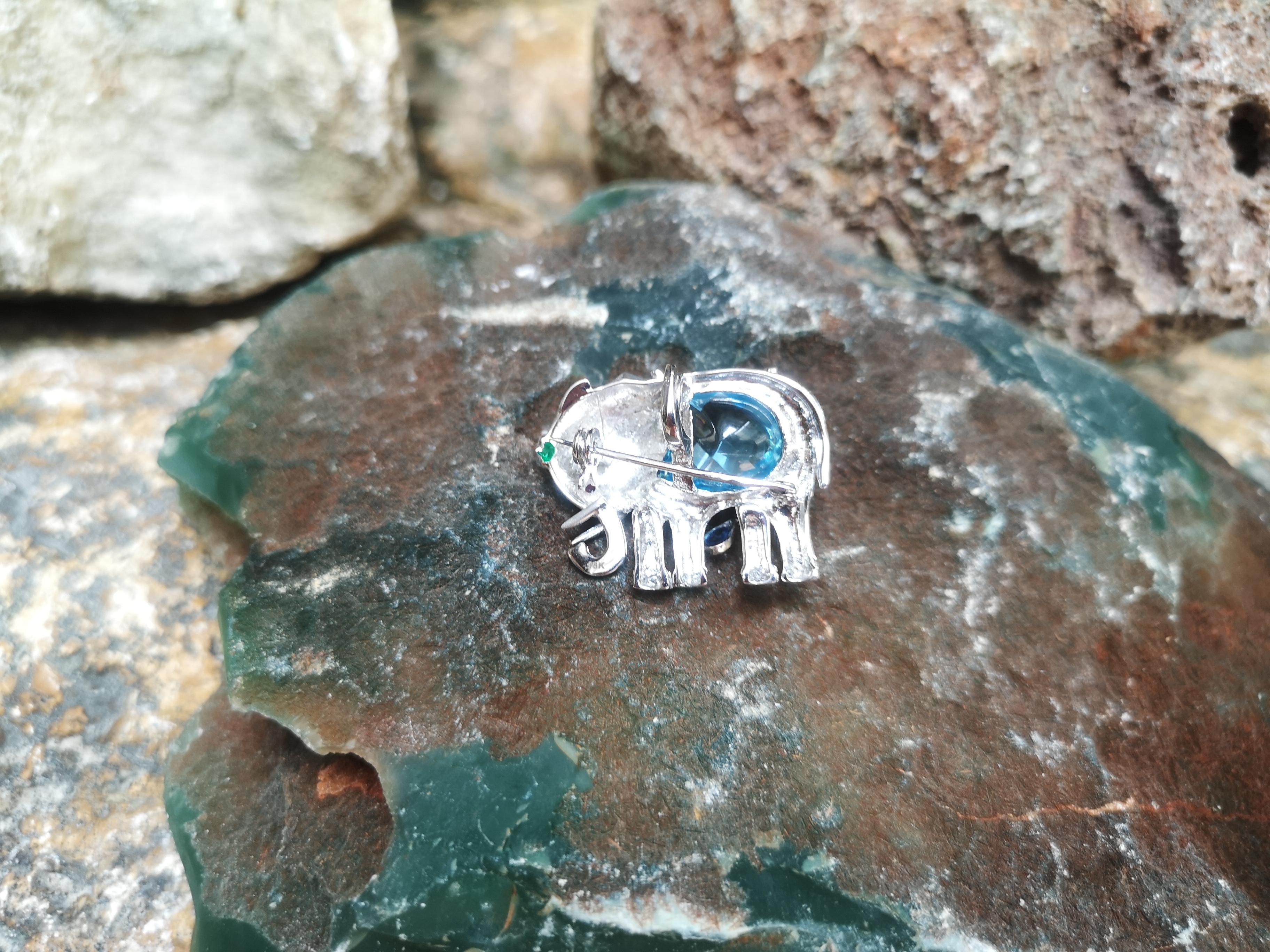 Women's or Men's Blue Topaz with Blue Sapphire, Emerald Elephant Brooch/Pendant in 18K White Gold For Sale