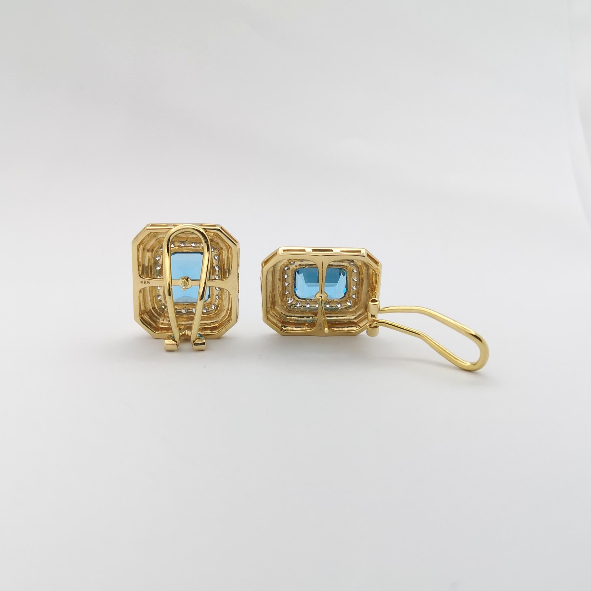 Blue Topaz with Diamond Earrings set in 14K Gold Settings In New Condition For Sale In Bangkok, TH