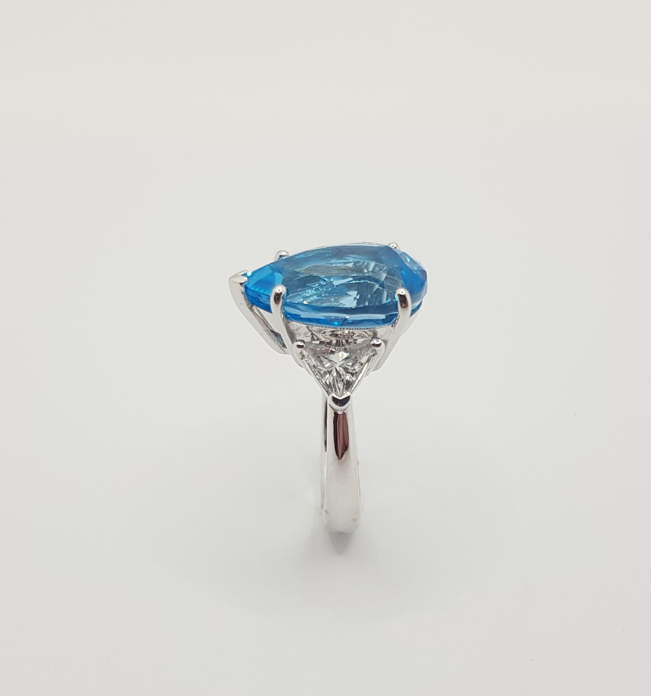 Mixed Cut Blue Topaz with White Topaz Ring Set in 18 Karat White Gold Settings For Sale