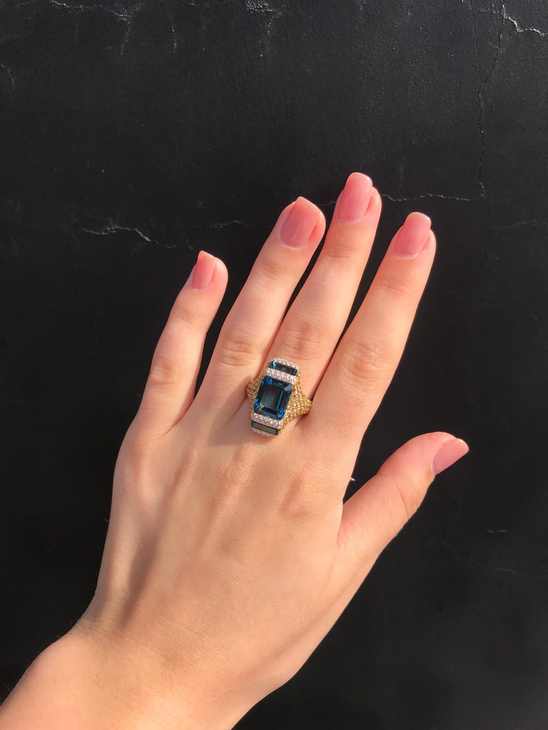 Women's Ukrainian Blue Topaz Yellow Sapphire 18 Karat Gold Designer Diamond Ring For Sale