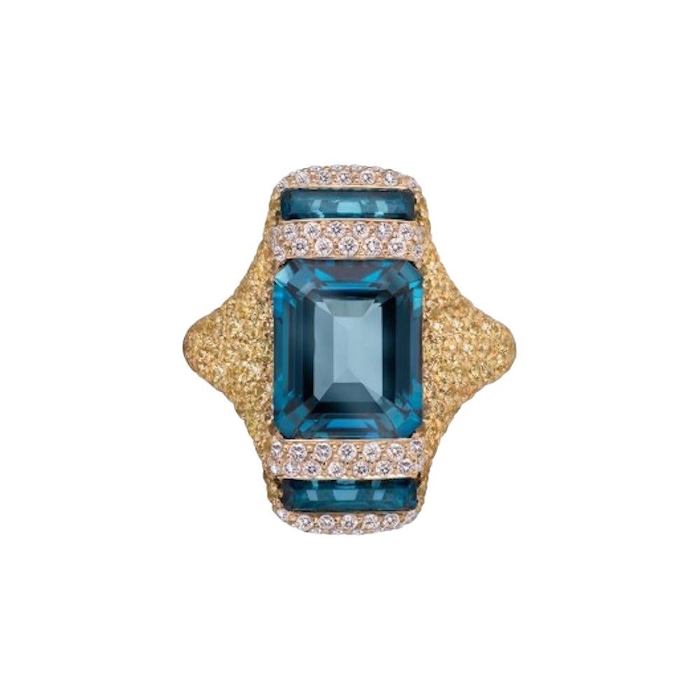 Ukrainischer Designer-Diamantring aus 18 Karat Gold mit blauem Topas und gelbem Saphir im Angebot