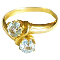 Blue topaze ring in 18 karat yellow gold, You and Me ring