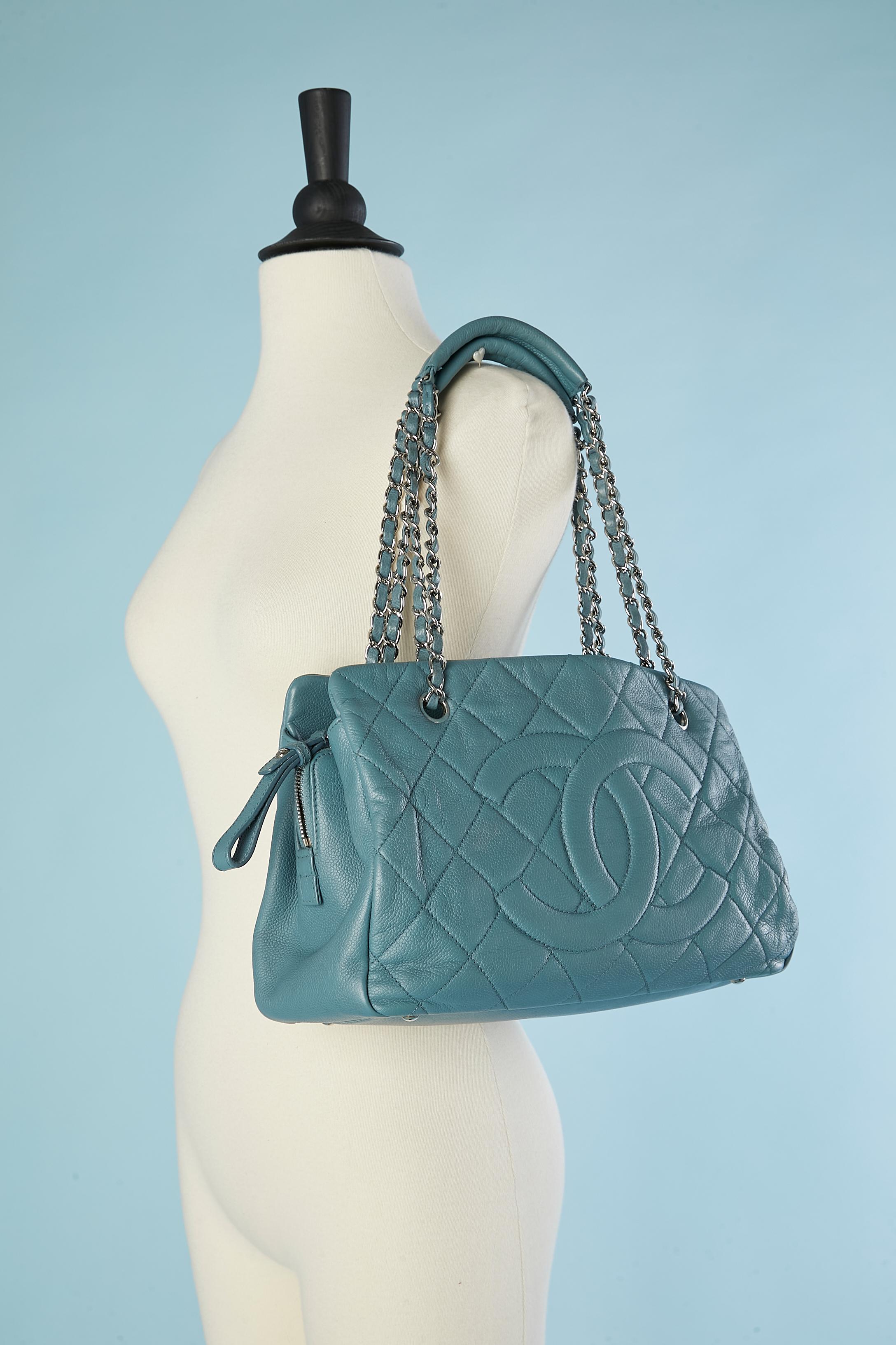Blue topstitched leather bag with chains handles Chanel Numbered  For Sale 1