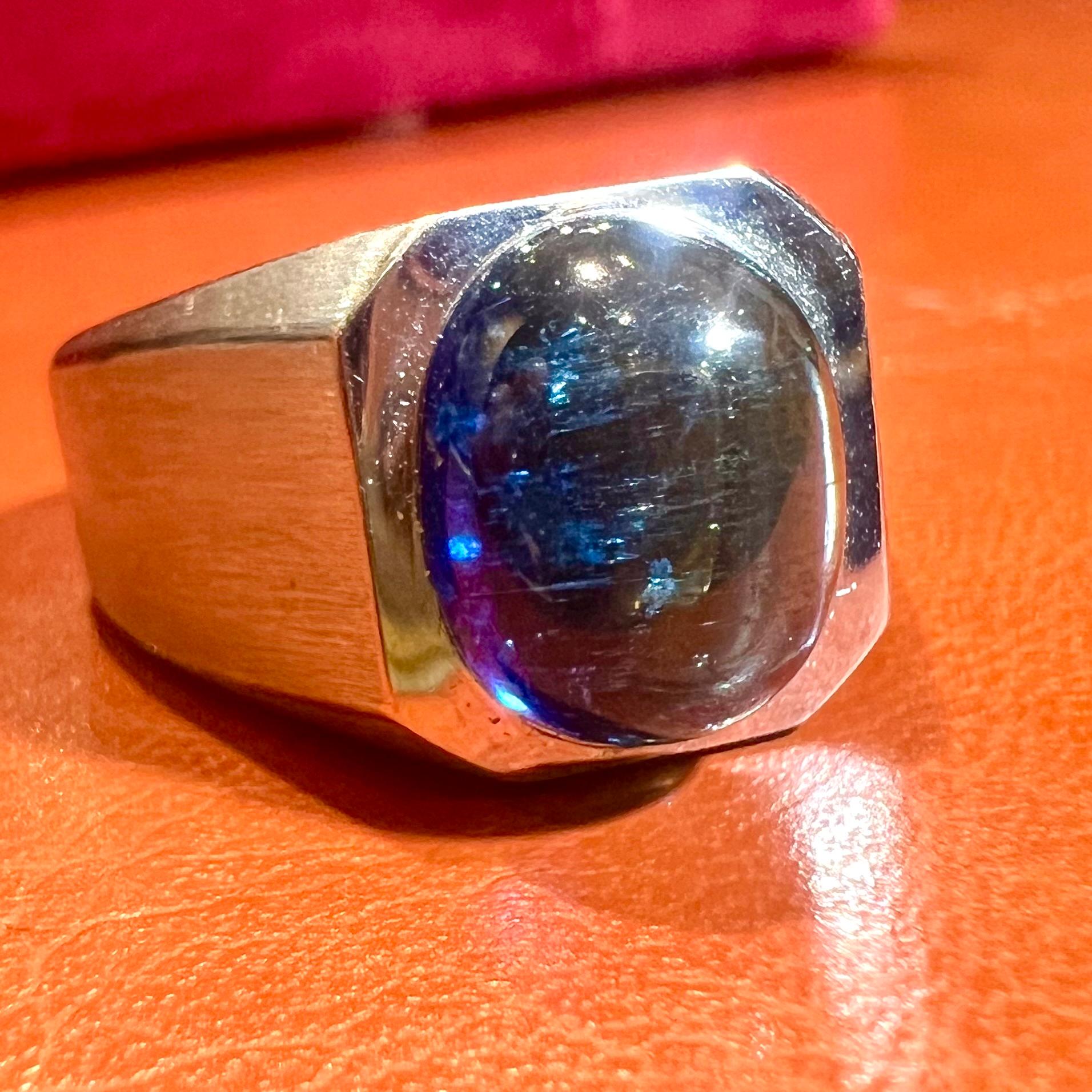Blue Tourmaline Ring, 18 Ct White Gold For Sale 12