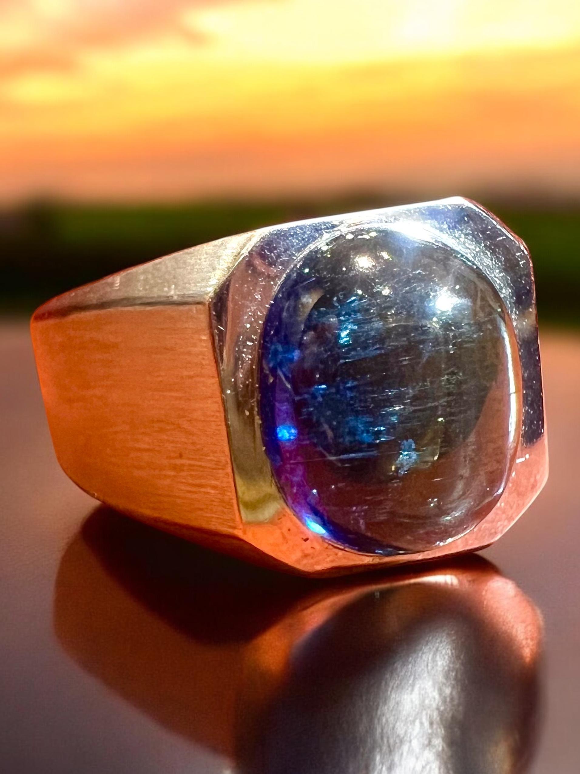 Blue Tourmaline Ring, 18 Ct White Gold In Good Condition For Sale In SAINT-OUEN-SUR-SEINE, FR