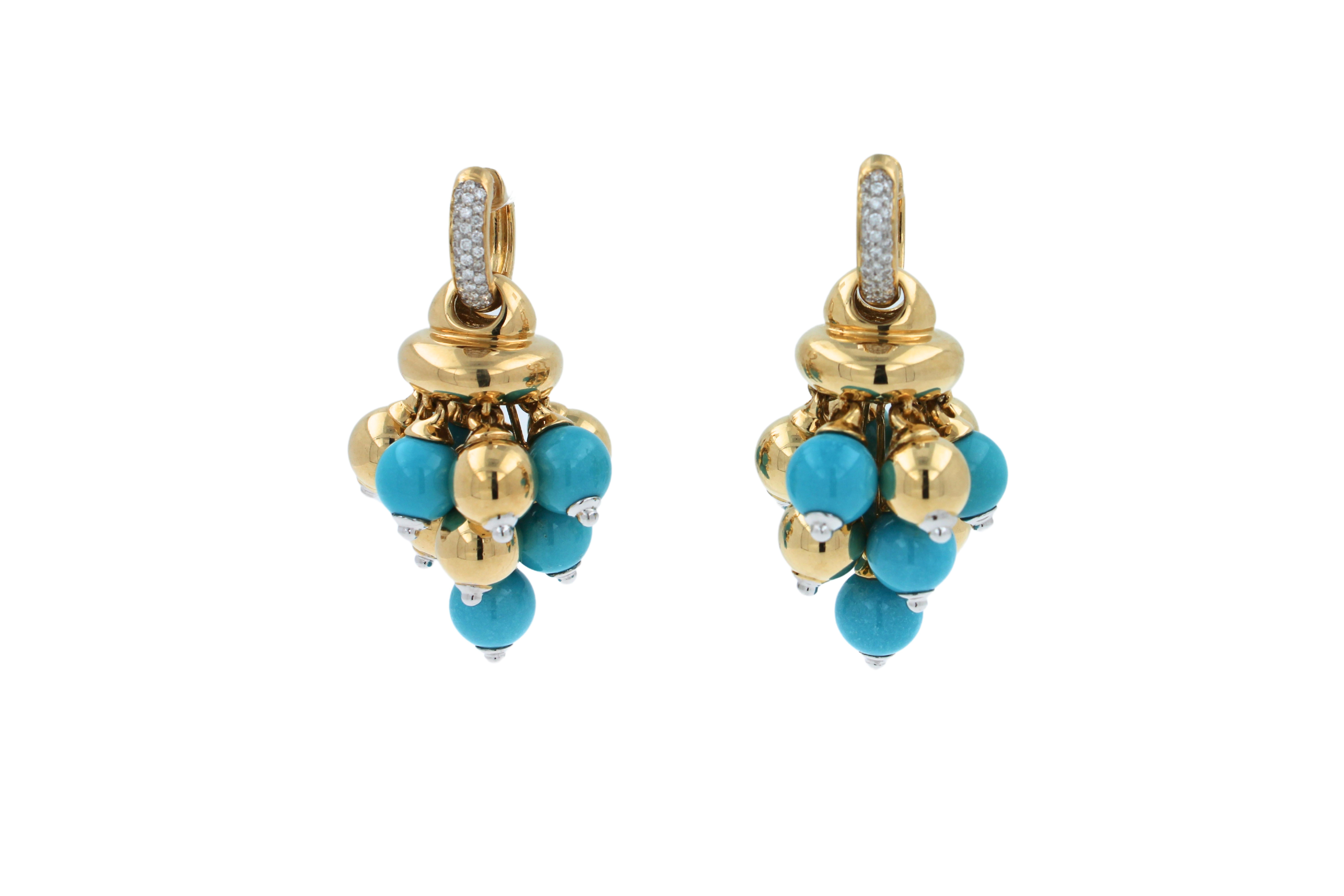 Turquesa azul Diamantes Esfera dorada Motivo Campanas Pendientes Huggie Oro Bicolor en Nuevo estado para la venta en Fairfax, VA