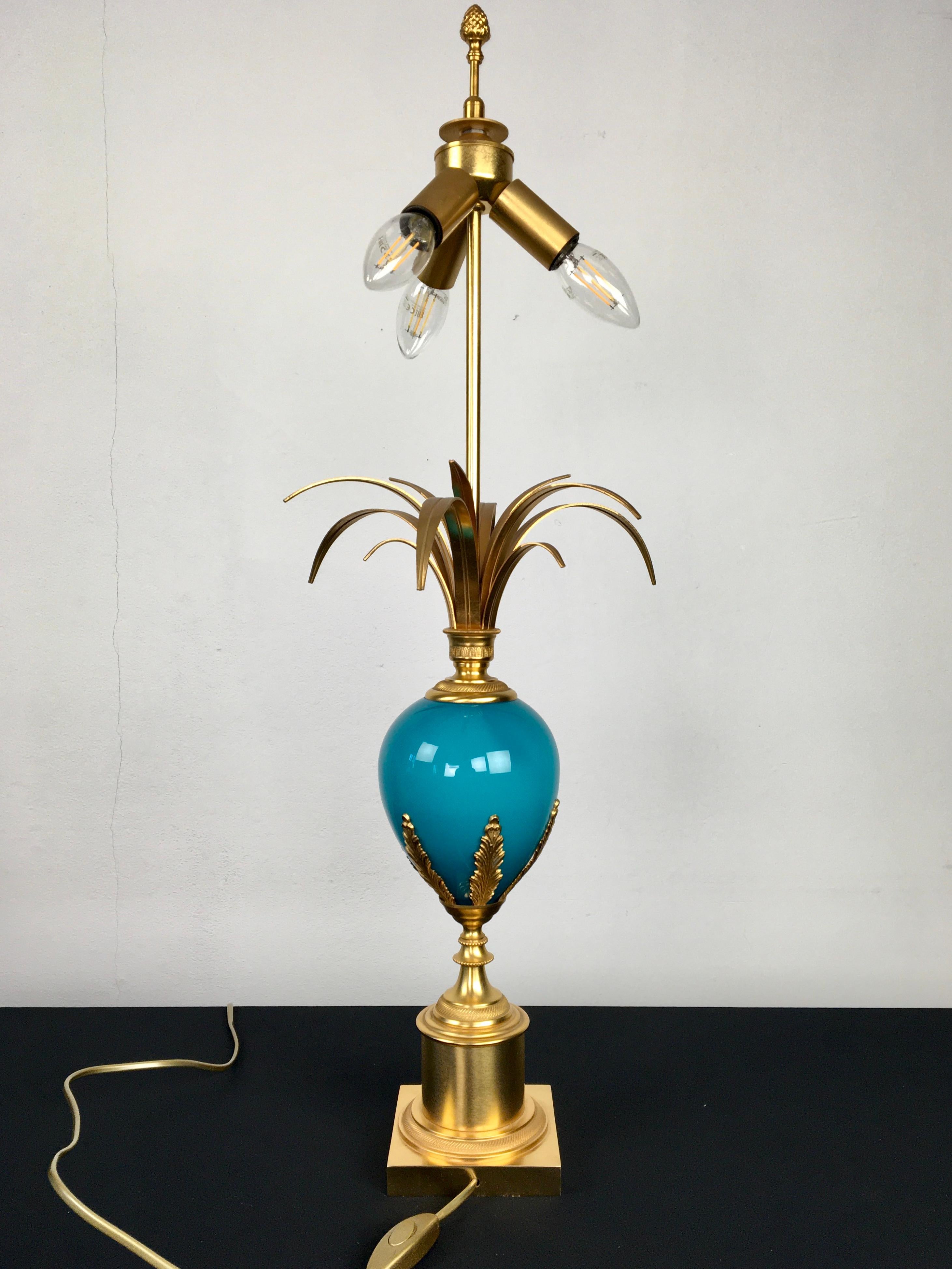 Lampe de bureau œuf d'autruche en opaline bleue et turquoise, S.A. Boulanger, Belgique 3