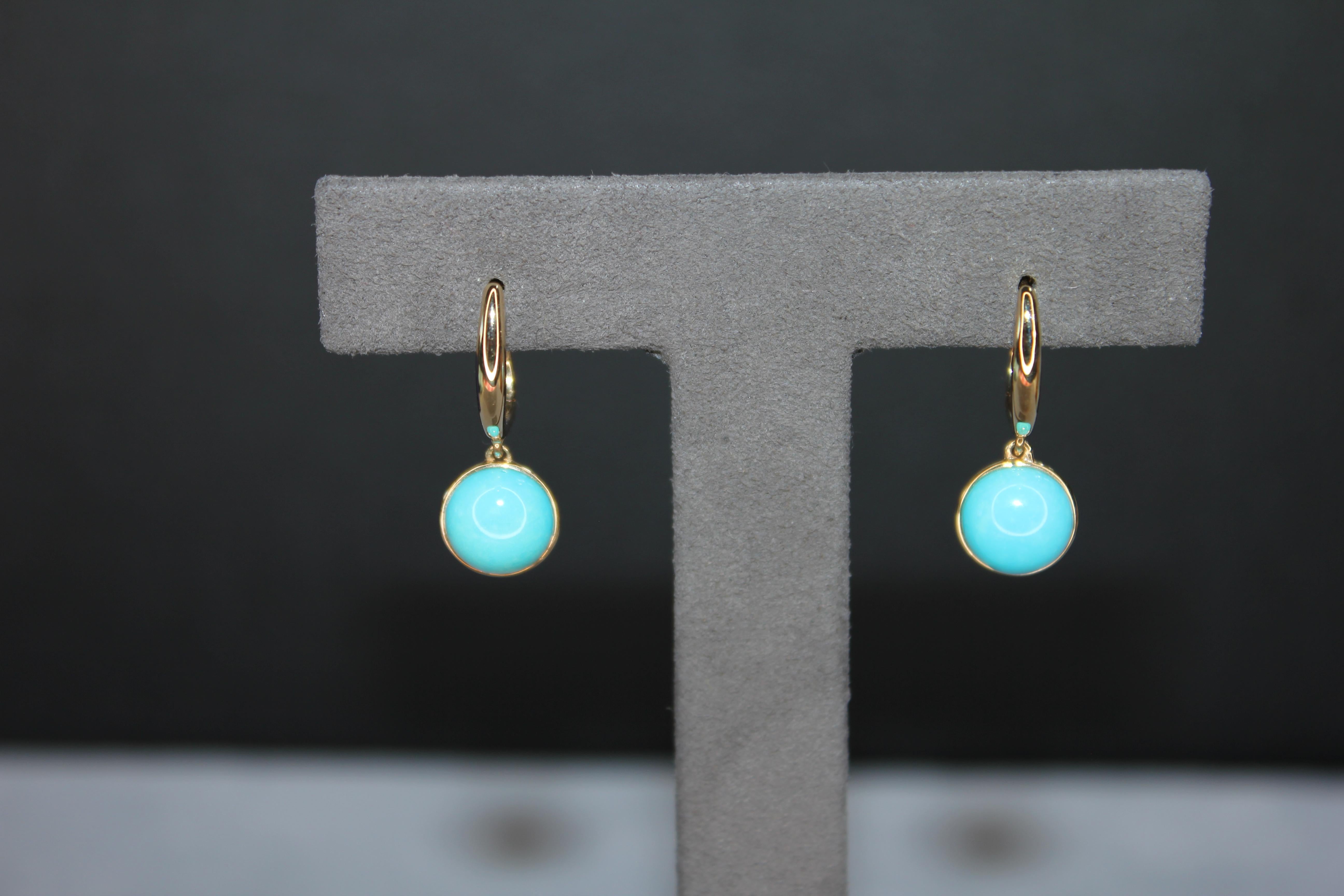 Boucles d'oreilles de luxe en or jaune avec cabochon de turquoise bleue et cabochon rond en vente 1
