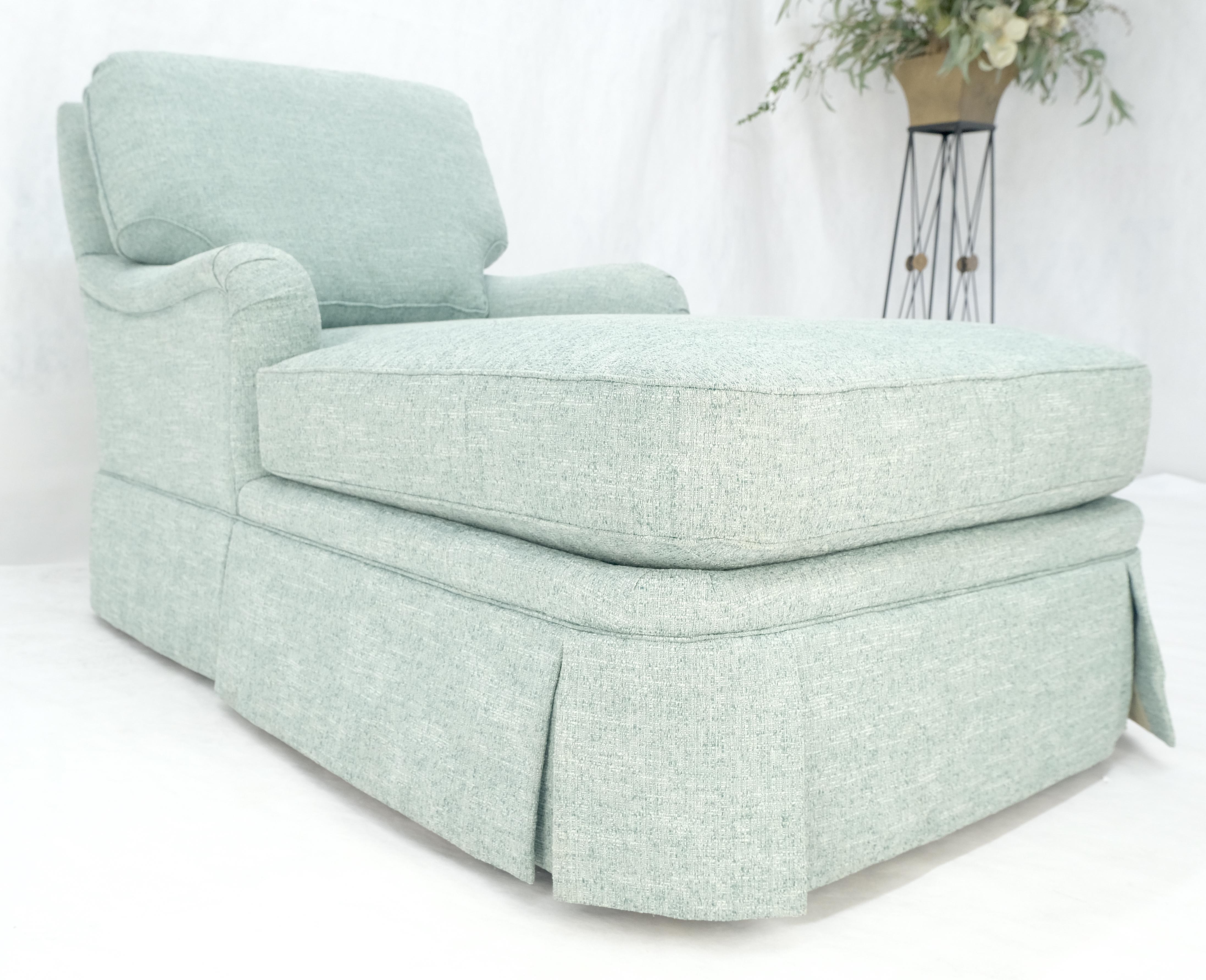 Blue Upholstery French Chaise Lounge c1970s MINT! For Sale 3