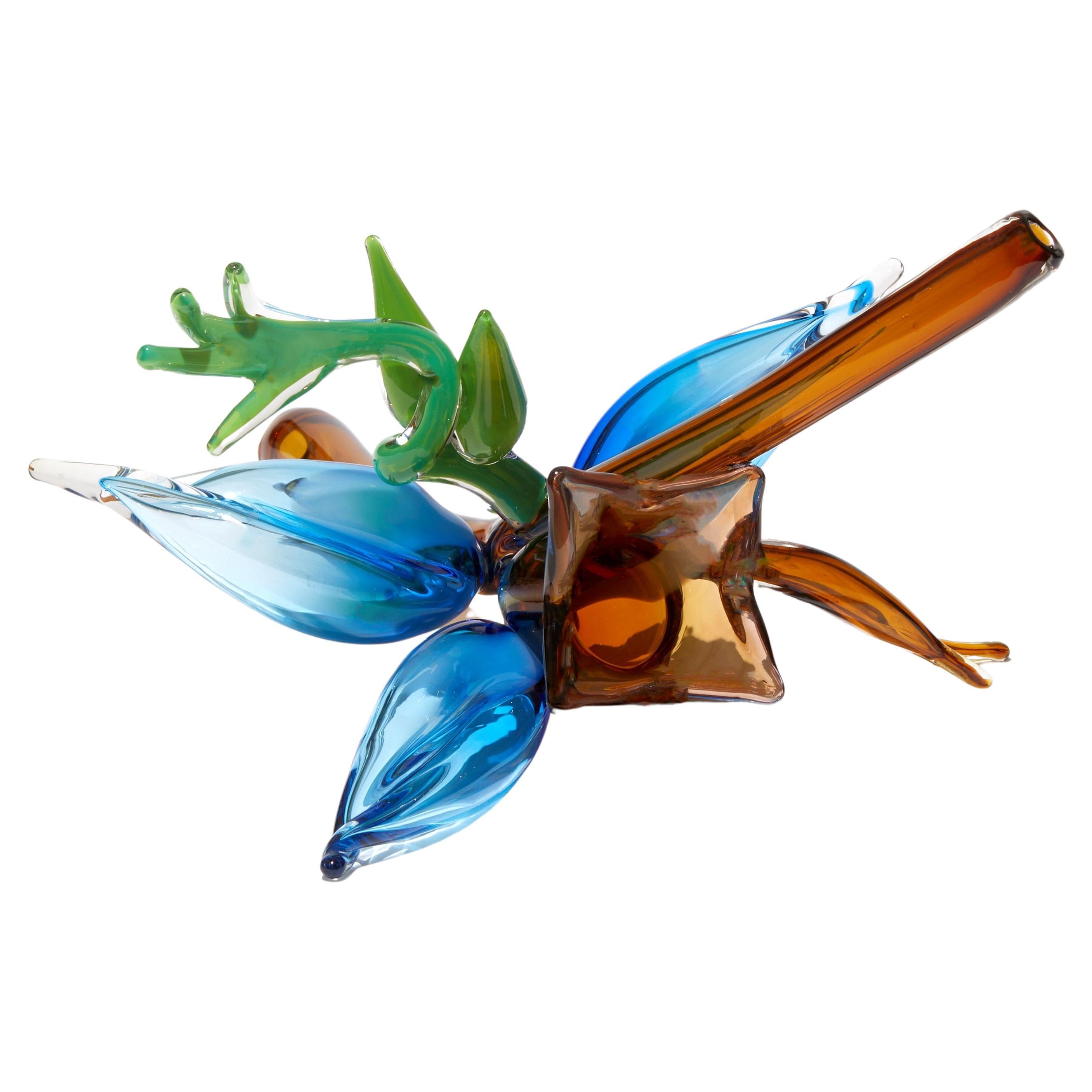 Blue Uprising, a floral & botanical glass sculpture by Michèle Oberdieck