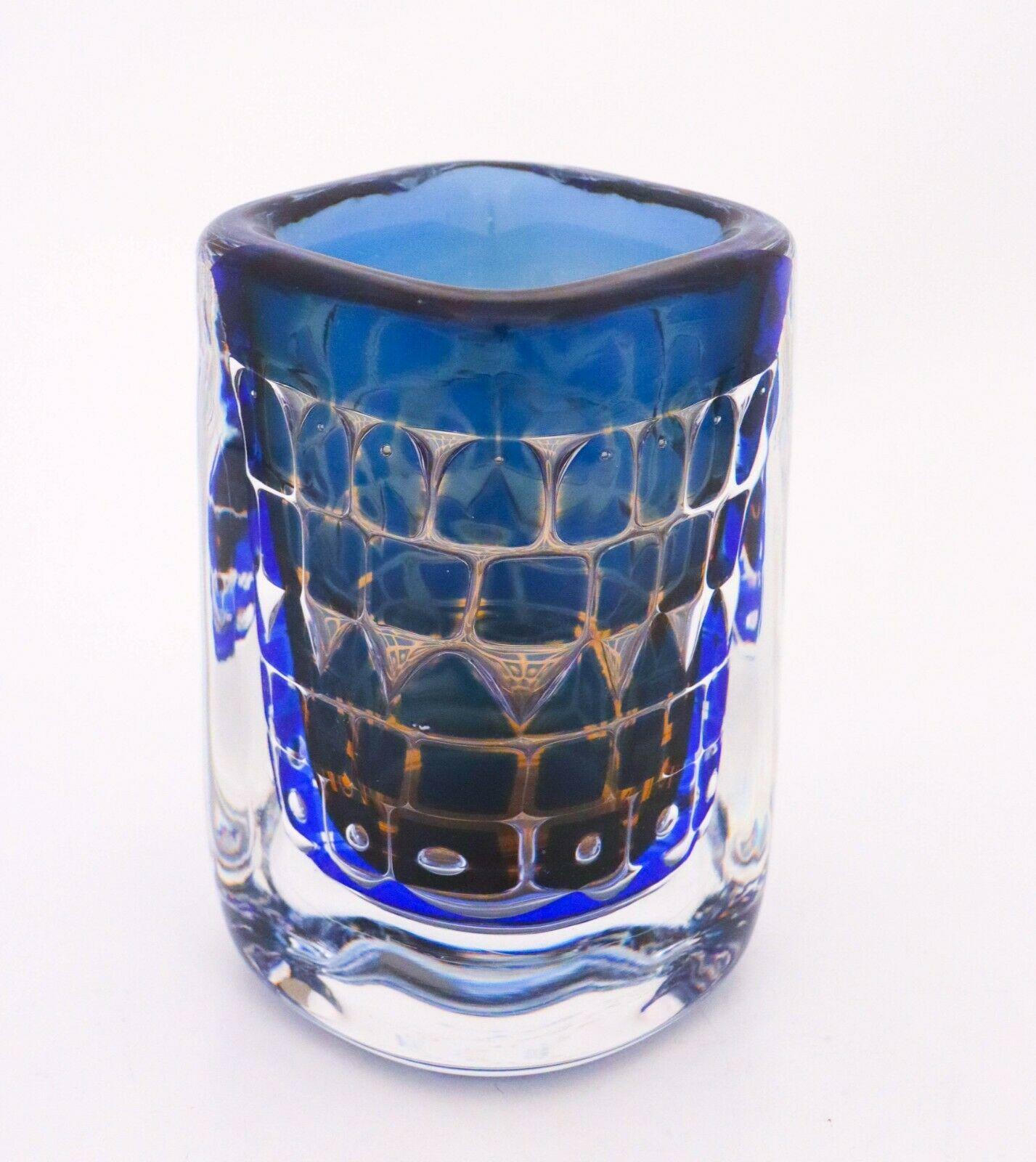 Scandinavian Modern Blue Vase Ingeborg Lundin, Orrefors, Ariel 294-D