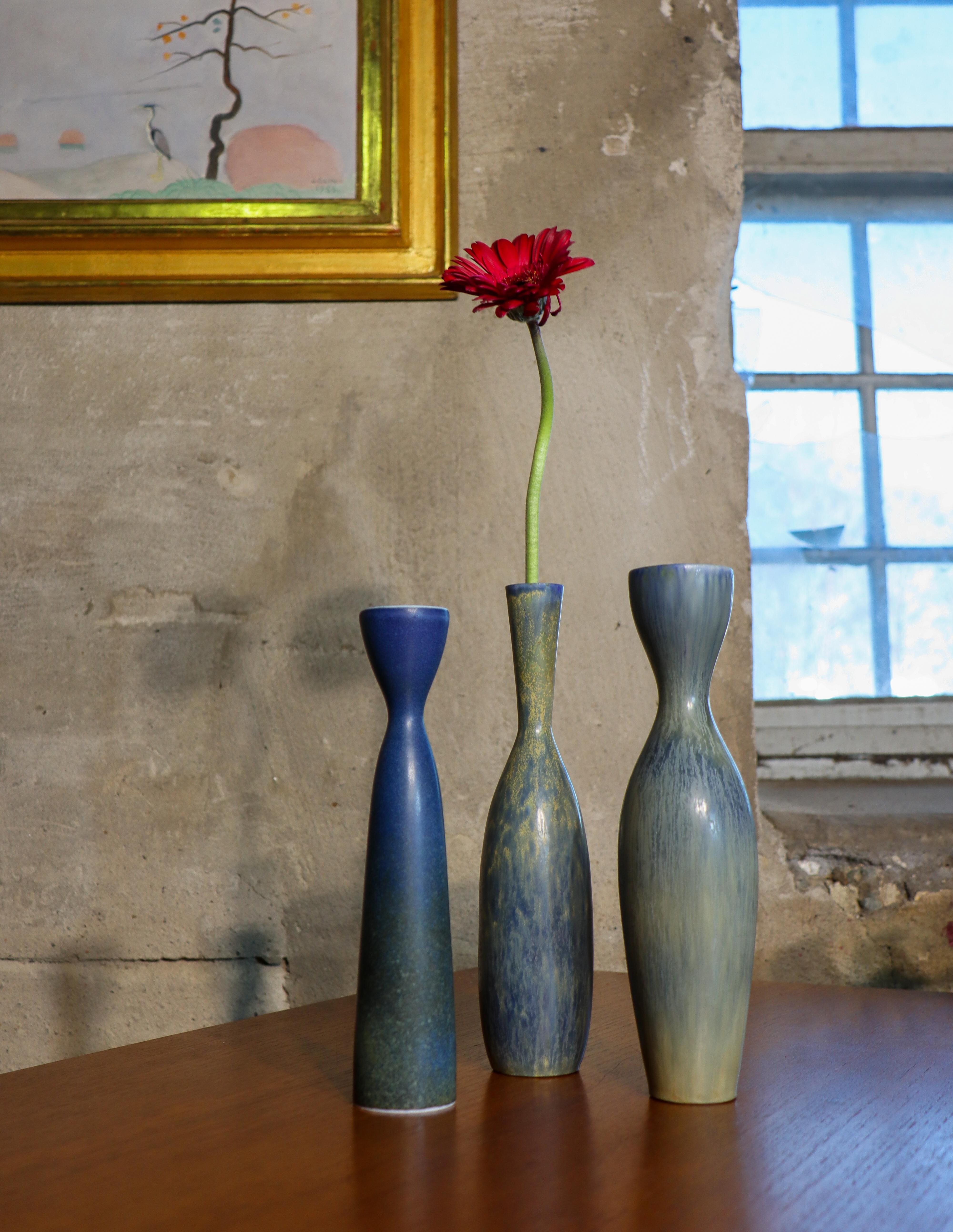 Svedese Vaso blu - Splendido smalto di Carl-Harry Stålhane Rörstrand, metà del secolo scorso in vendita