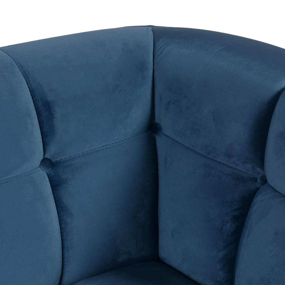 Blauer Sessel aus Samt und Holzfüßen im Design (20. Jahrhundert) im Angebot