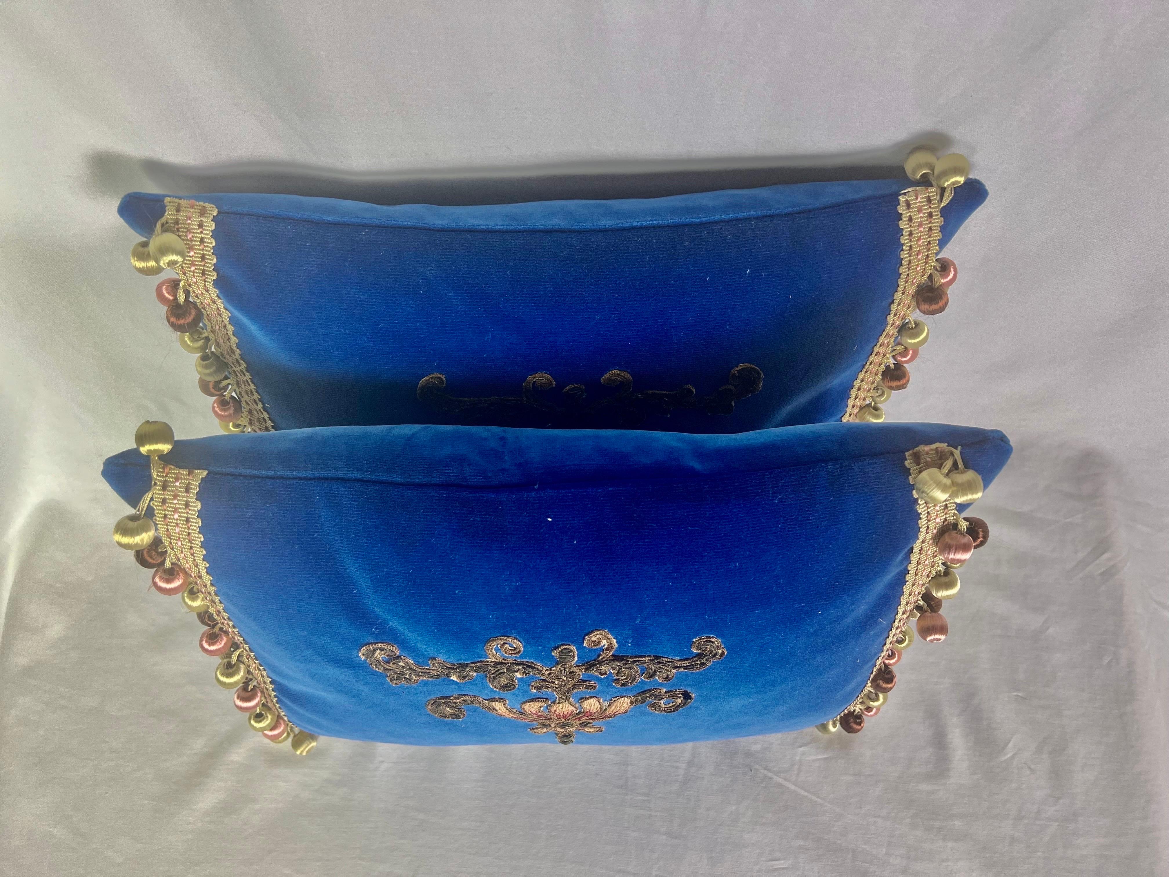 Blue Velvet Appliqué Accent Piilows by Melissa Levinson In Excellent Condition For Sale In Los Angeles, CA