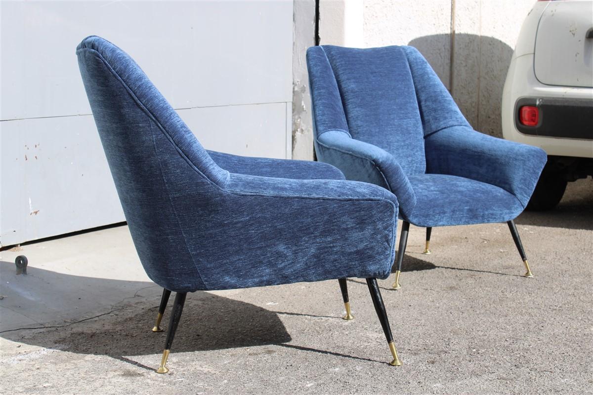 Blue velvet mid-century Italian pair of armchairs brass gold feet, 1950s.